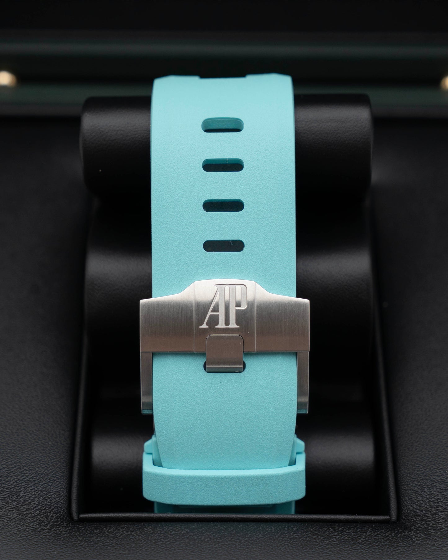 Audemars Piguet Royal Oak Offshore Selfwinding Diver 42MM 15720ST.OO.A355CA.01 Tiffany Blue