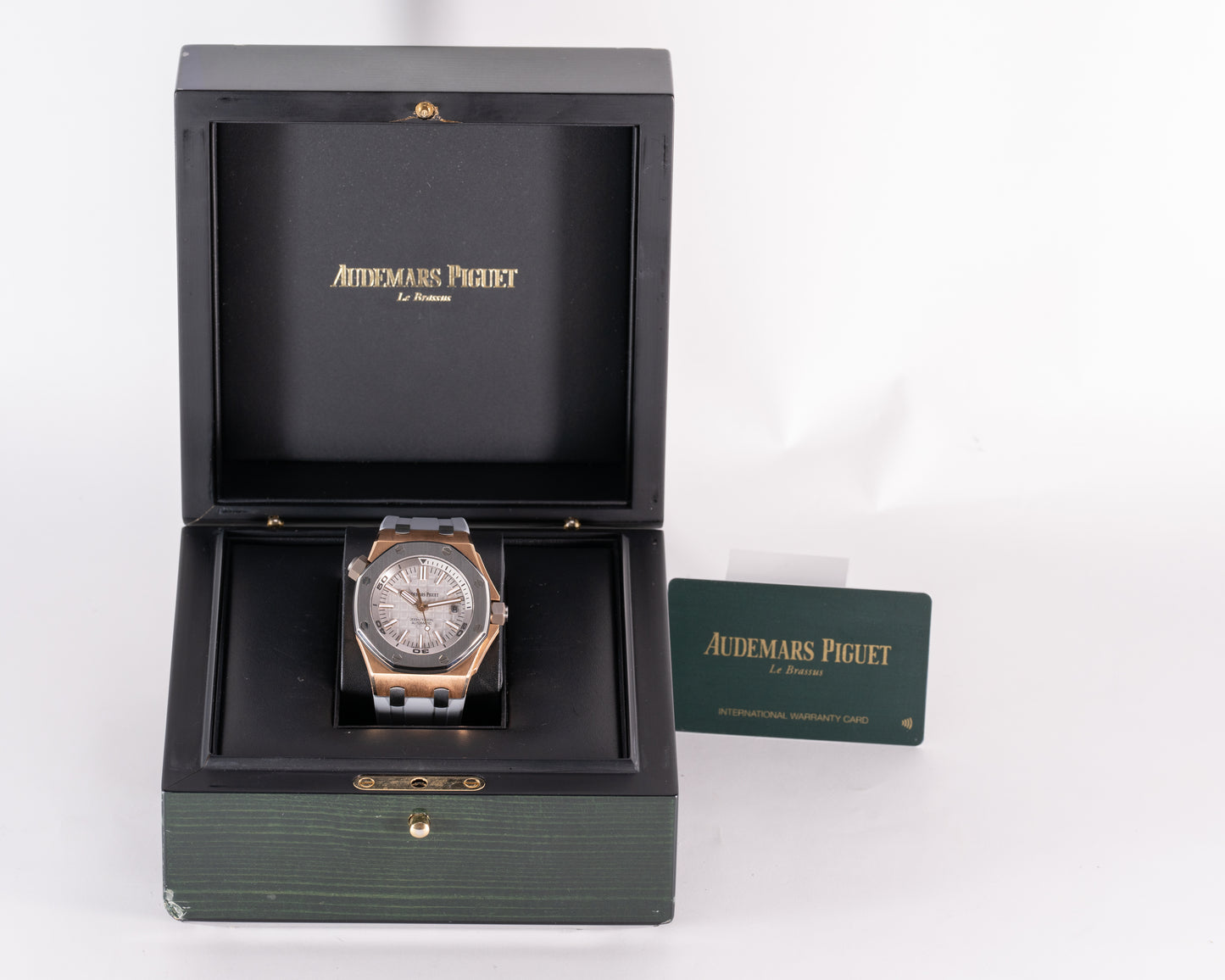 Audemars Piguet Royal Oak Offshore Diver 42mm 15711IO.OO.A006CA.01 Rose Gold Titanium Japan Ltd Edition 500pcs