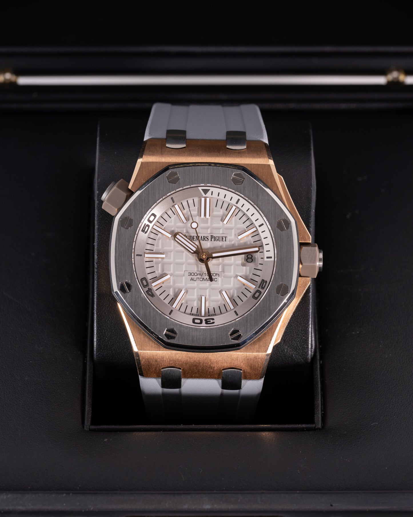 Audemars Piguet Royal Oak Offshore Diver 42mm 15711IO.OO.A006CA.01 Rose Gold Titanium Japan Ltd Edition 500pcs