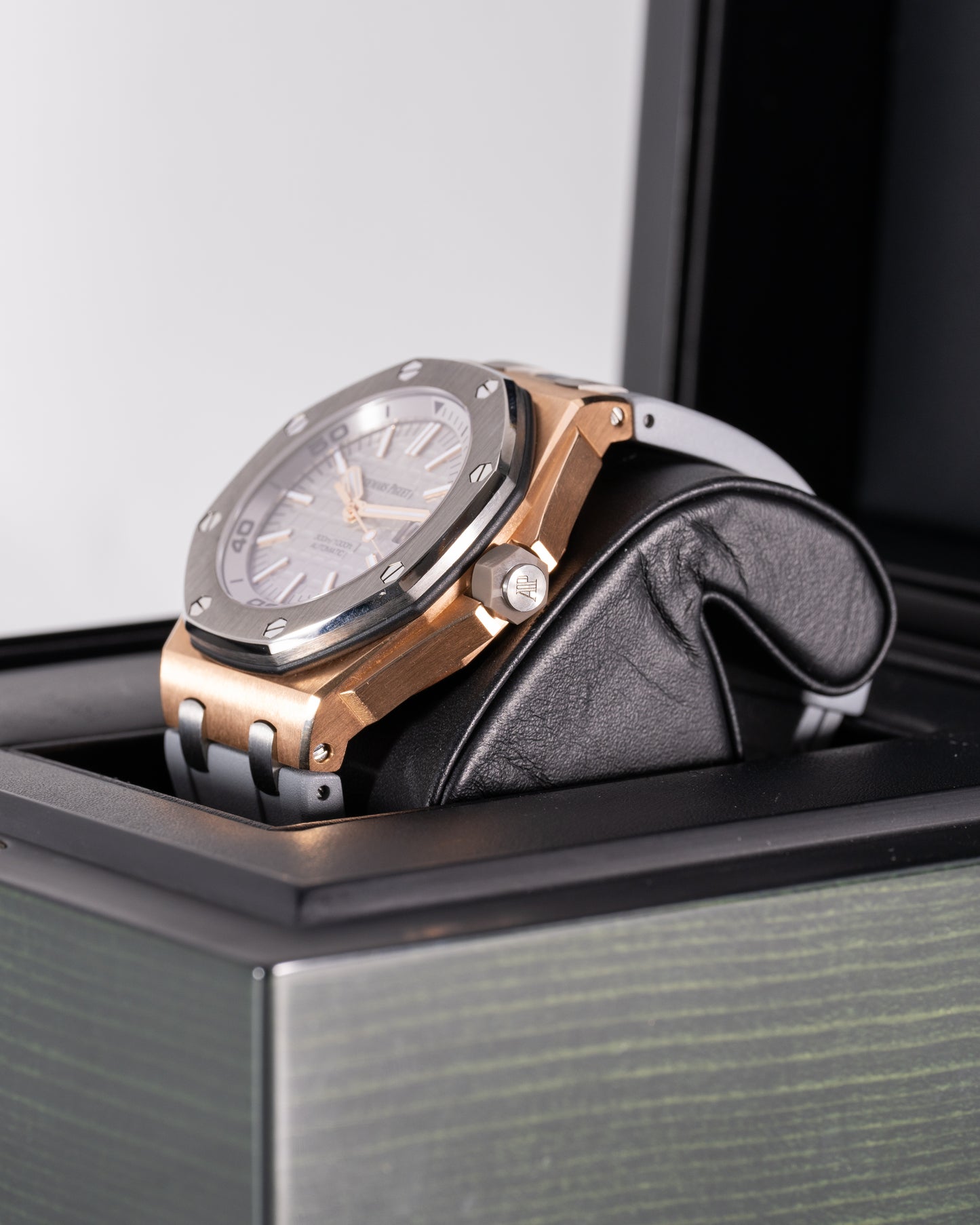 Audemars Piguet Royal Oak Offshore Diver 42mm 15711IO.OO.A006CA.01 Rose Gold Titanium Japan Ltd Edition 500pcs