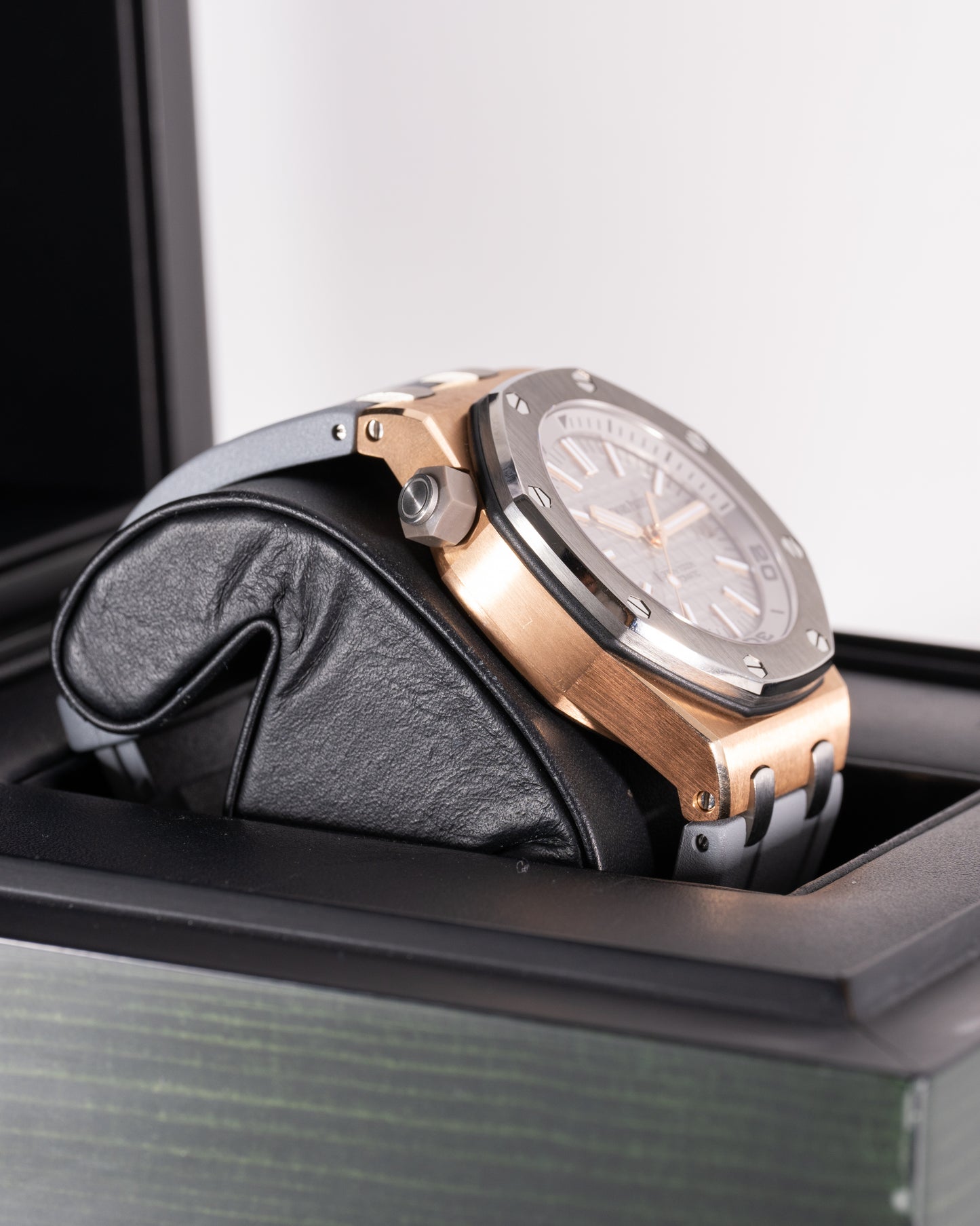 Audemars Piguet Royal Oak Offshore Diver 42mm 15711IO.OO.A006CA.01 Rose Gold Titanium Japan Ltd Edition 500pcs