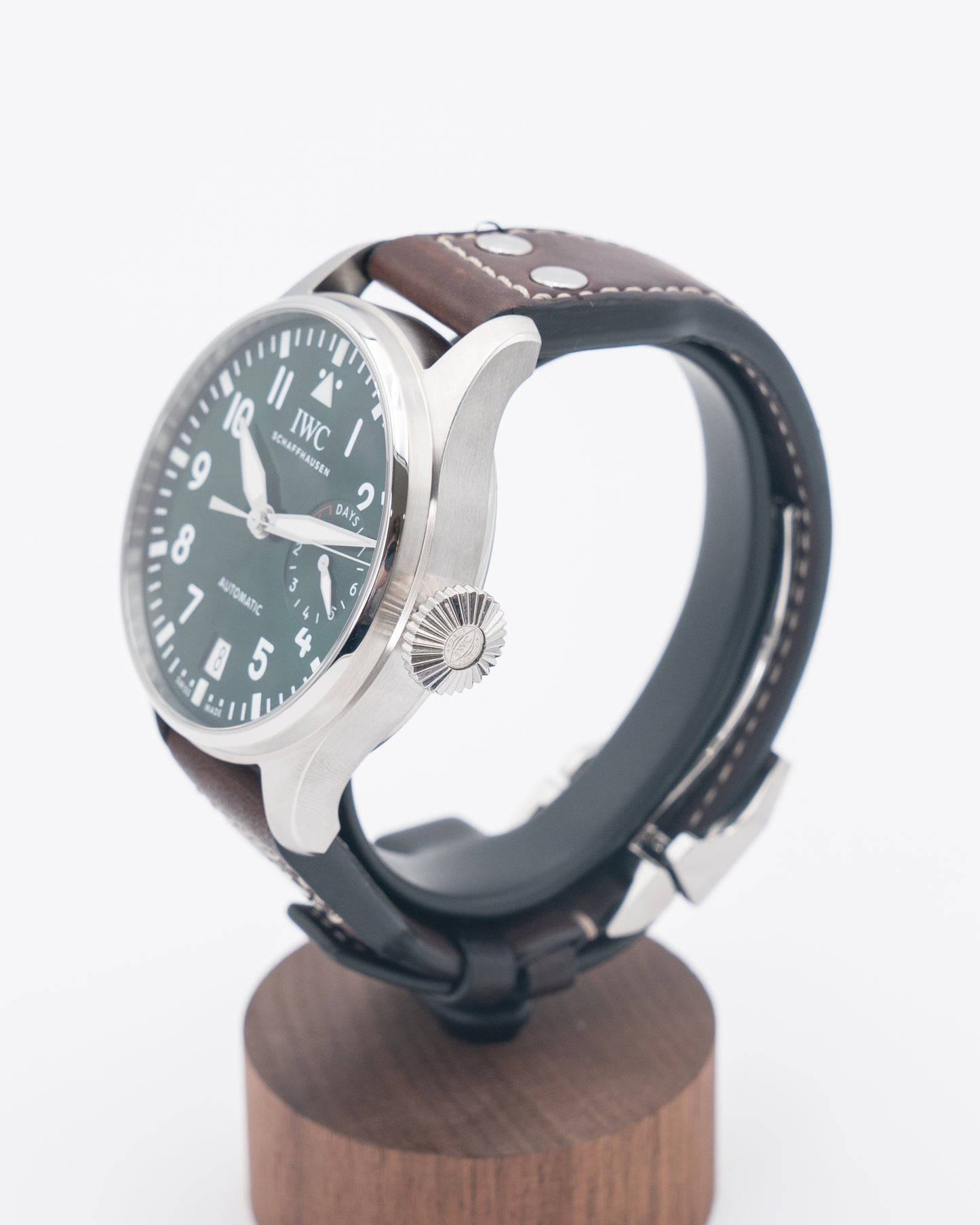 IWC Big Pilot's 46.2mm IW501015 Green 8-Day Reserve 2021