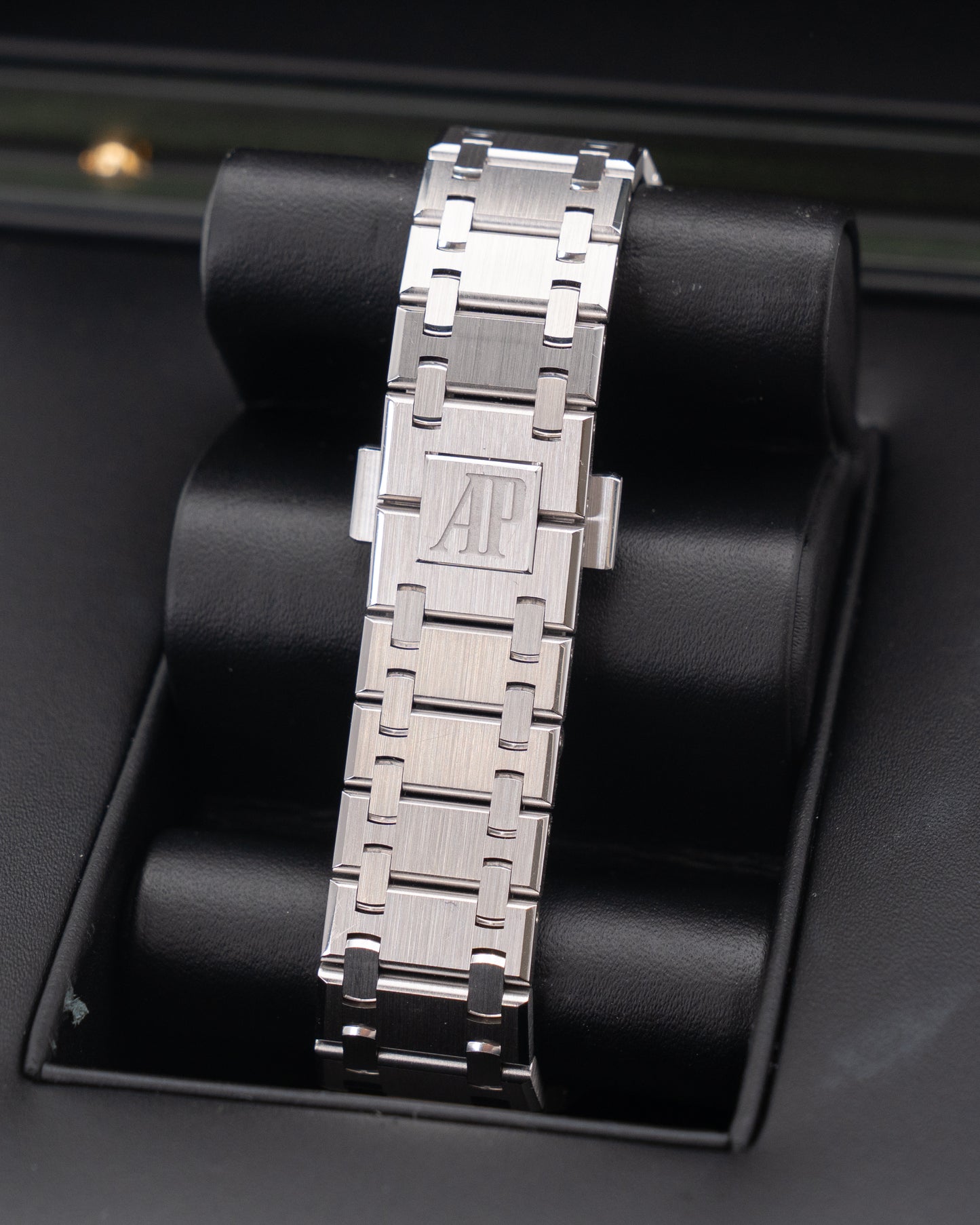 Audemars Piguet Royal Oak "Jumbo" 39mm 16202BC.OO.1240BC.02 White Gold Blue Dial Extra Thin