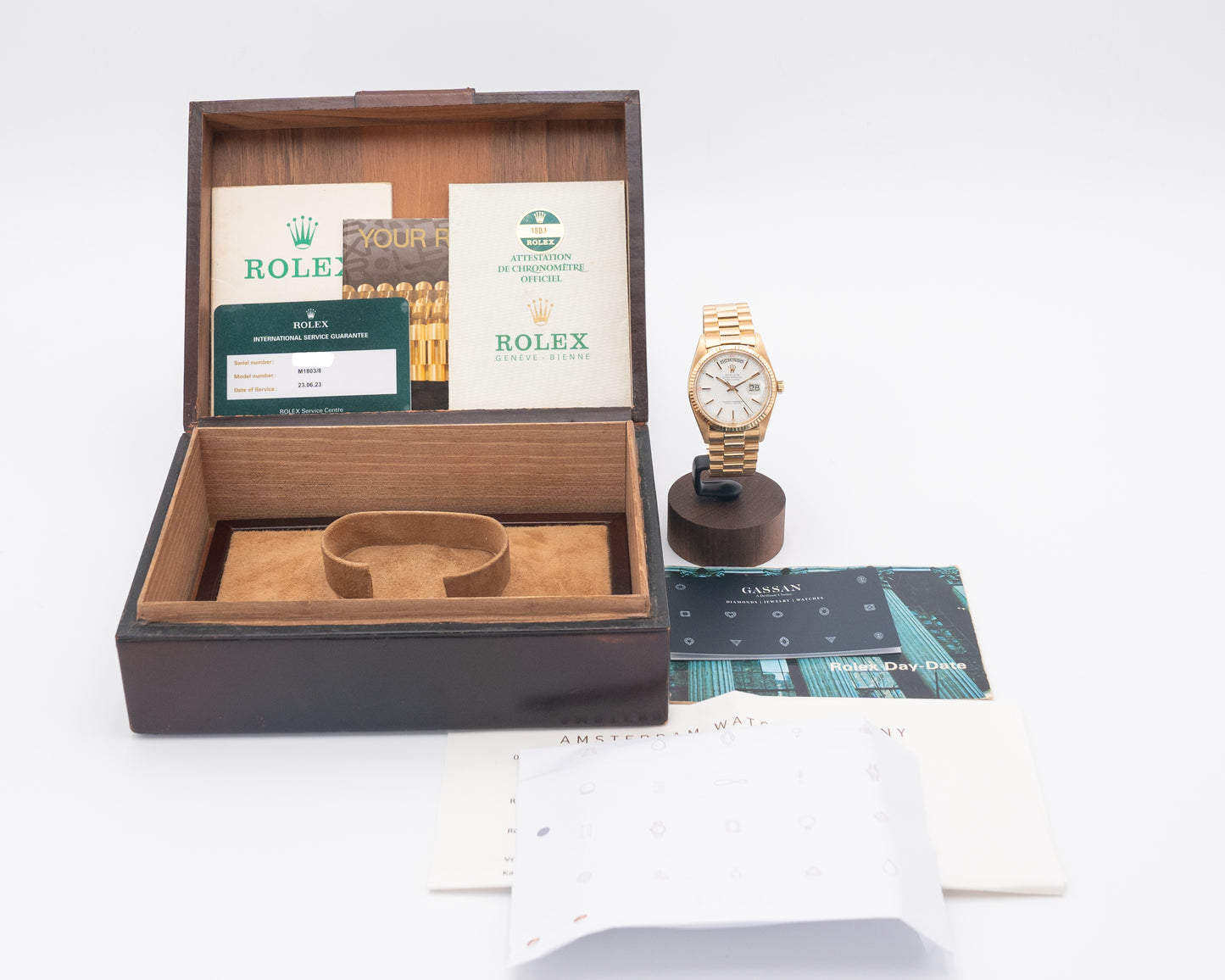 Rolex Day Date 36mm 1803 rare red letter Dial Cal 1556 Dated 1974