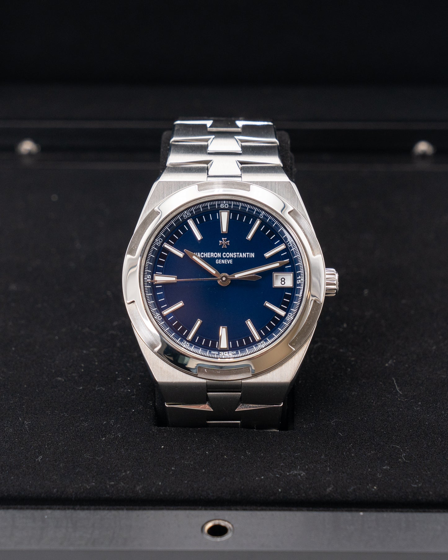 Vacheron Constantin Overseas 41mm 4500V/110A-B128 Blue Time and Date