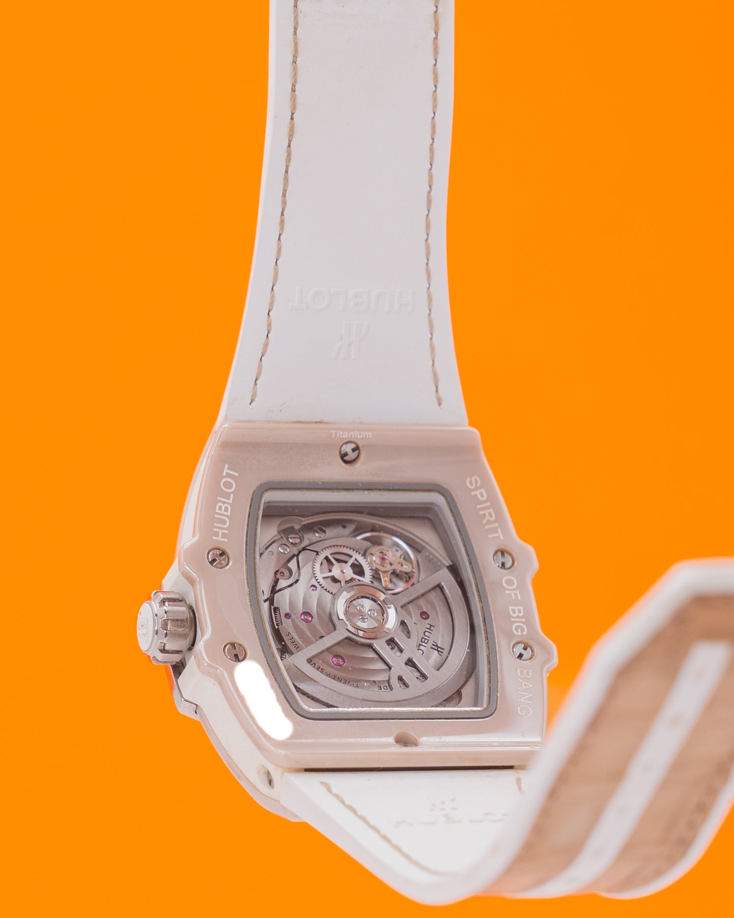 Hublot Spirit of Big Bang Lady 39mm 665.CZ.891B.LR.1204 Beige Ceramic Titanium Diamonds