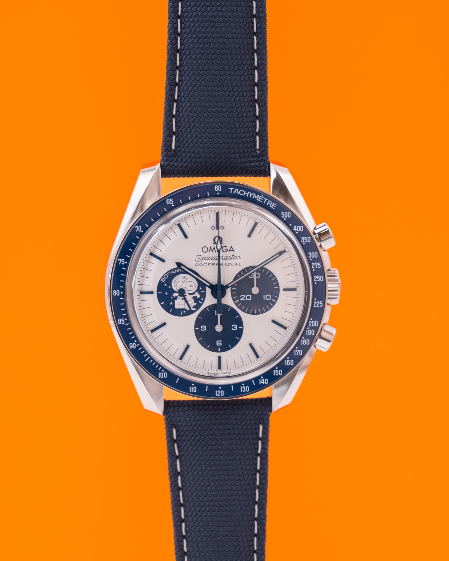 UNWORN Omega Speedmaster 310.32.42.50.02.001 Silver Snoopy Award 42mm 2025