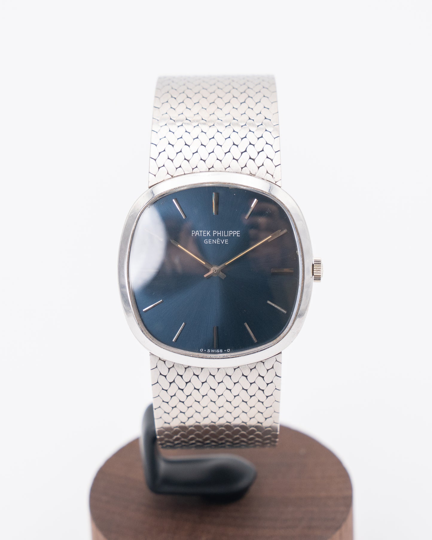 Patek Philippe Jumbo size Golden Ellipse 3544 White Gold TV Case Blue Dial