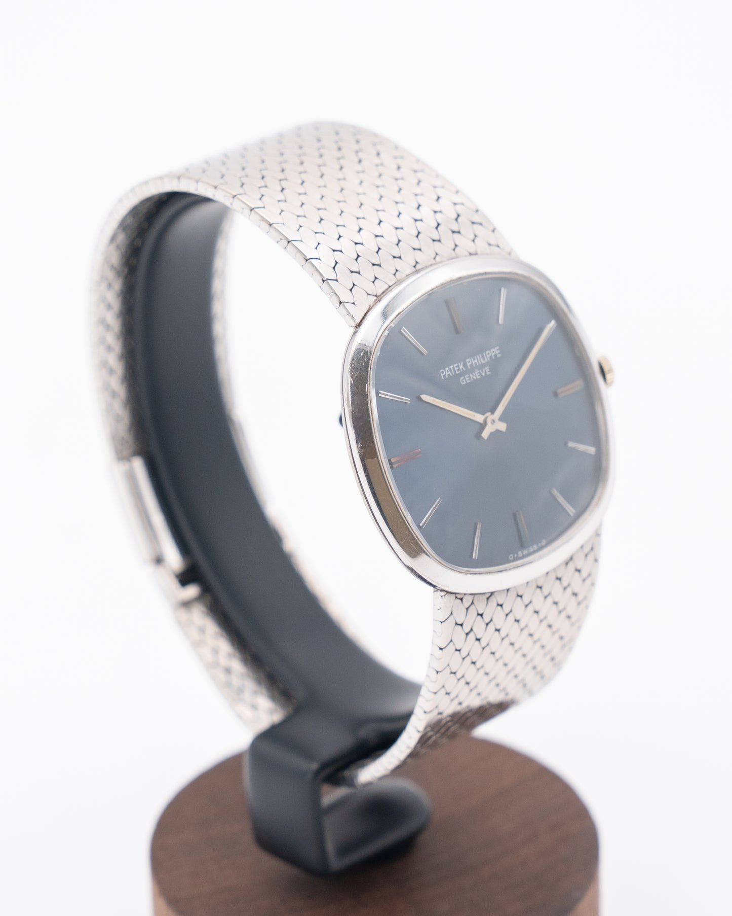 Patek Philippe Jumbo size Golden Ellipse 3544 White Gold TV Case Blue Dial