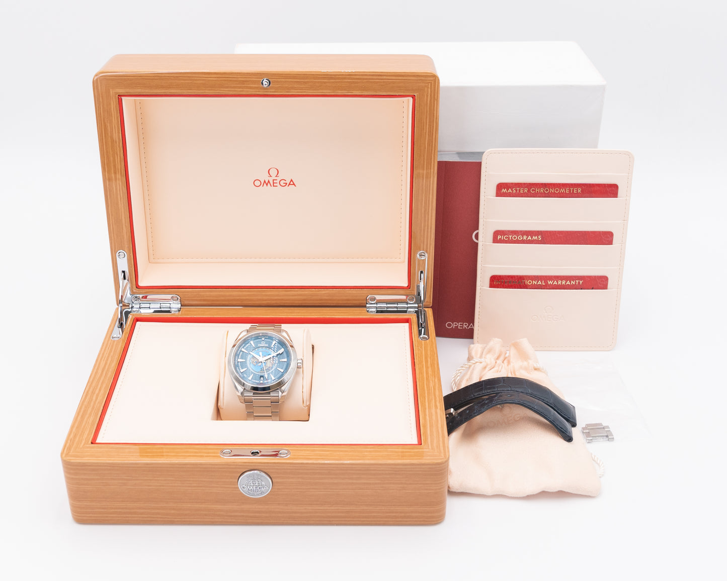 Omega Seamaster Aqua Terra 43mm 220.10.43.22.03.001 150M Worldtimer Blue Bracelet 2021