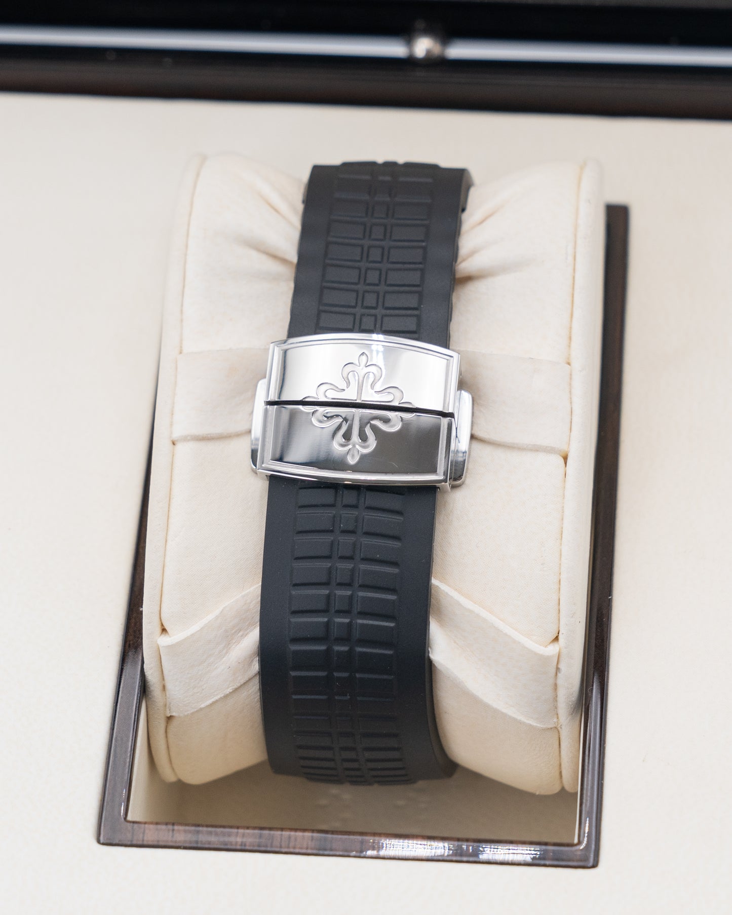 Patek Philippe Aquanaut Travel Time 5164A-001 Black 40.8mm 2022