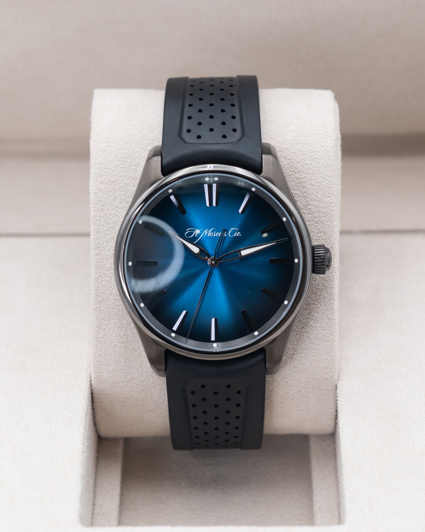 H. Moser & Cie Pioneer Centre Seconds 42.8mm 3200-1205 Funky Blue Fume Dial on DLC Case 2022