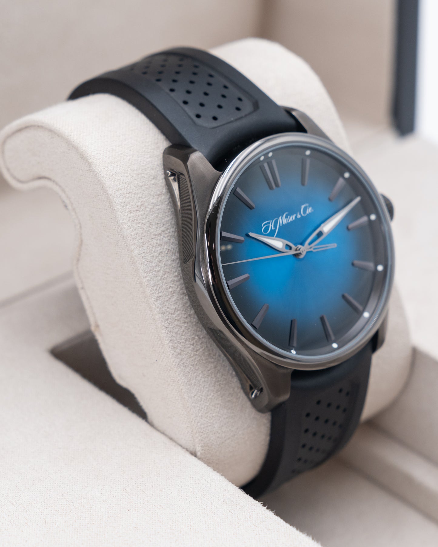 H. Moser & Cie Pioneer Centre Seconds 42.8mm 3200-1205 Funky Blue Fume Dial on DLC Case 2022
