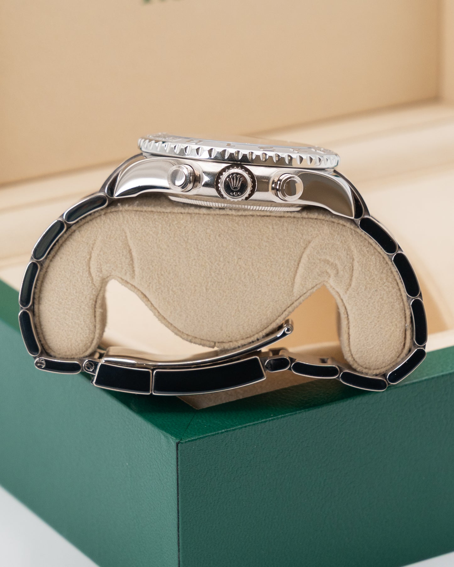 Rolex Yachtmaster 44mm 116689 White Gold and Platinum White Dial