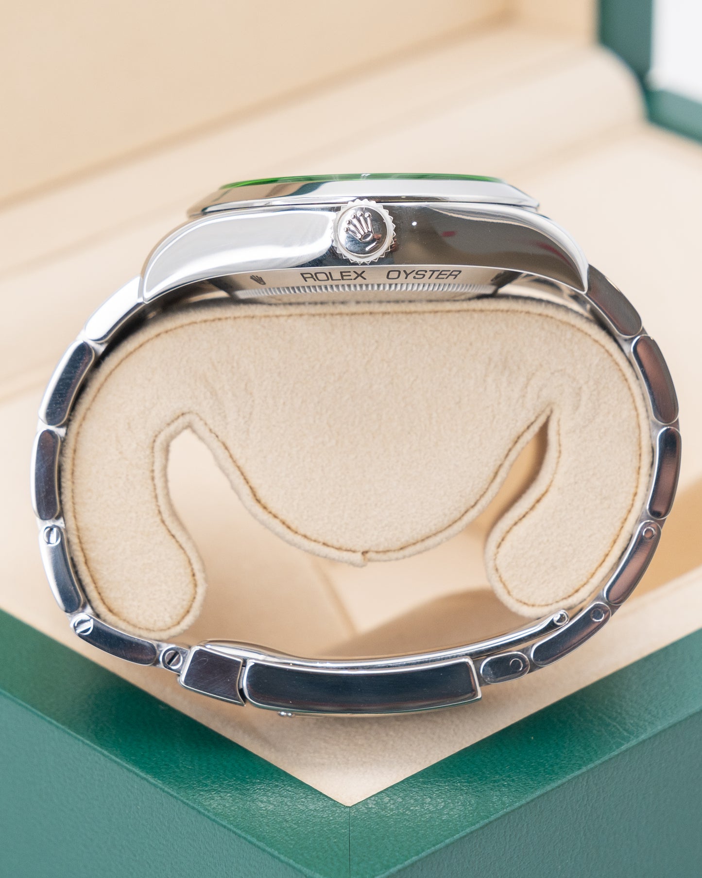 Rolex Milgauss 40mm 116400GV Green Crystal 2014