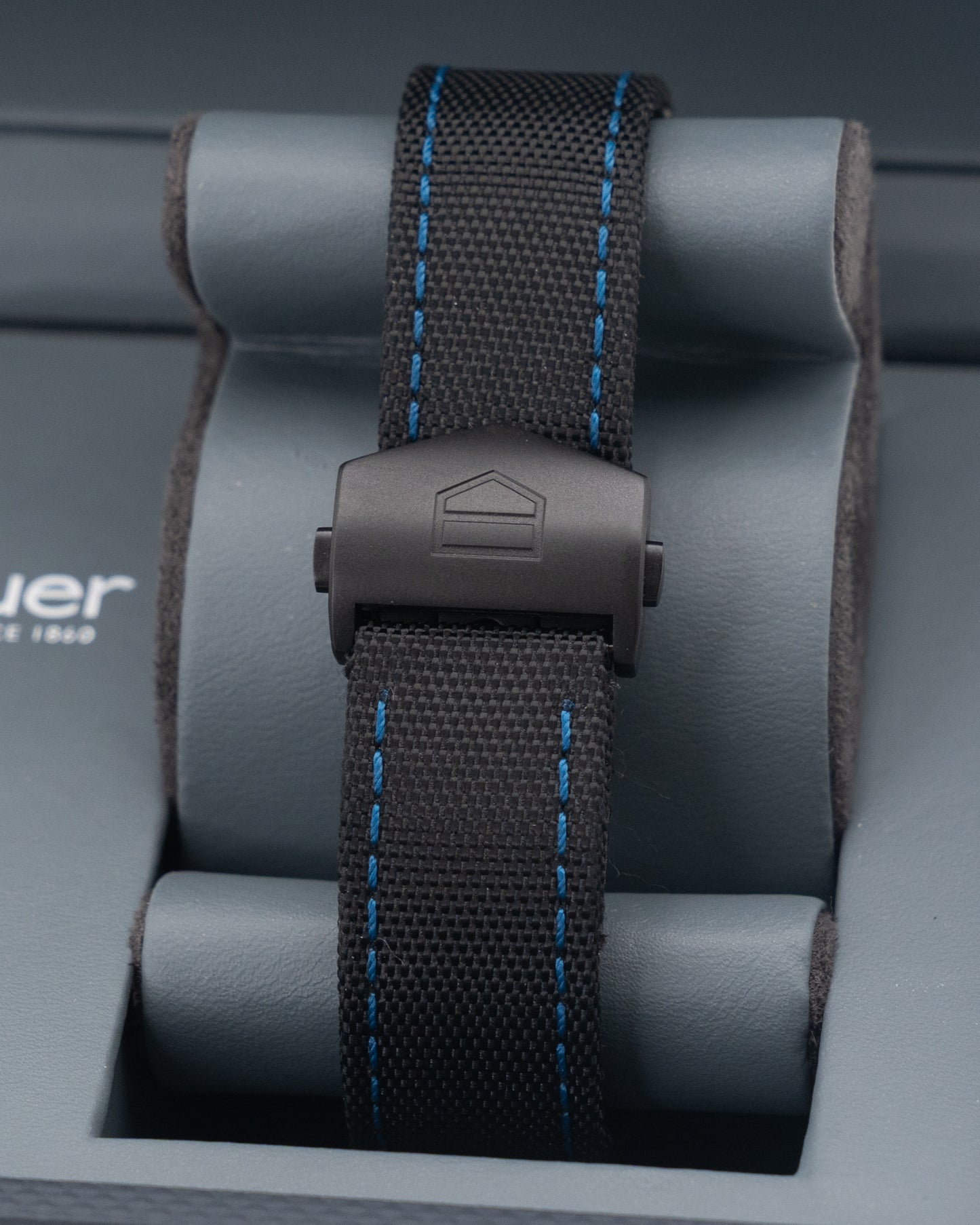 Tag Heuer Aquaracer 41mm wbd218c.fc6447 Carbon Fiber Calibr 5