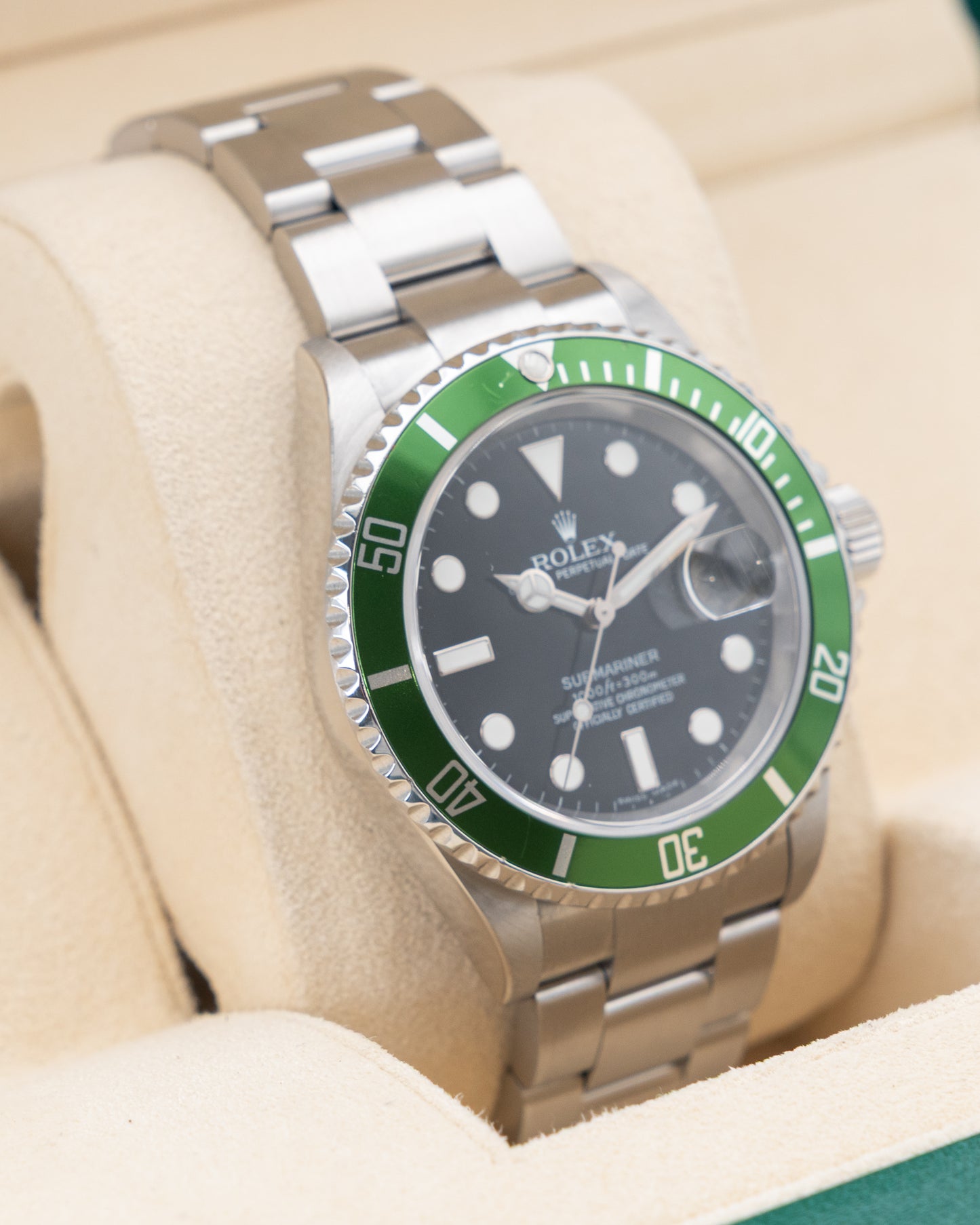 Rolex Submariner Date 40mm 16610V Kermit 2007