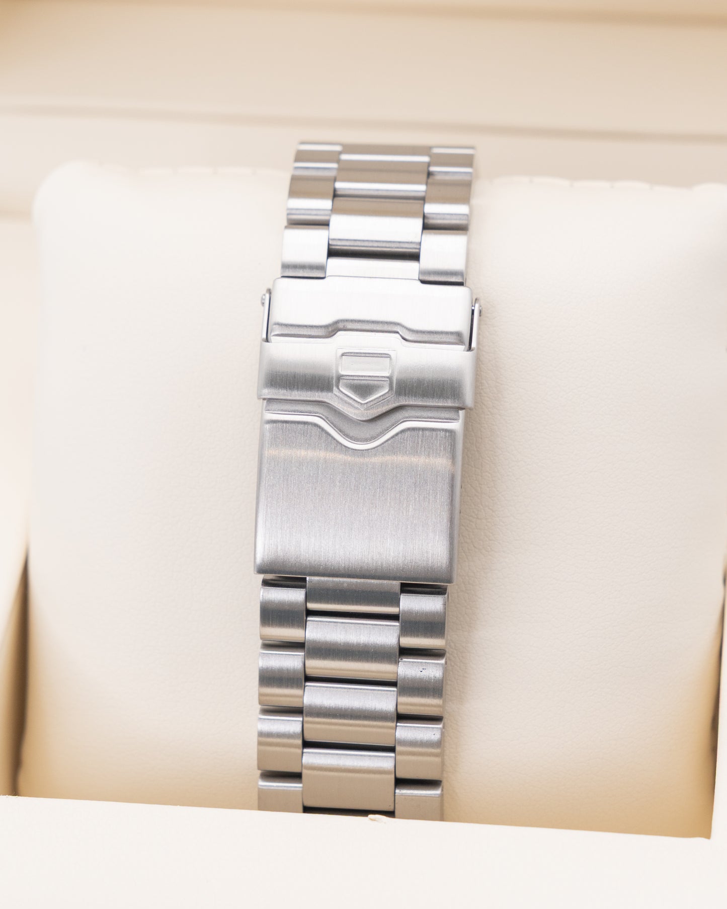 Tag Heuer Formula 1 Calibre 16 44mm CAU2010-BA0874 Chronograph