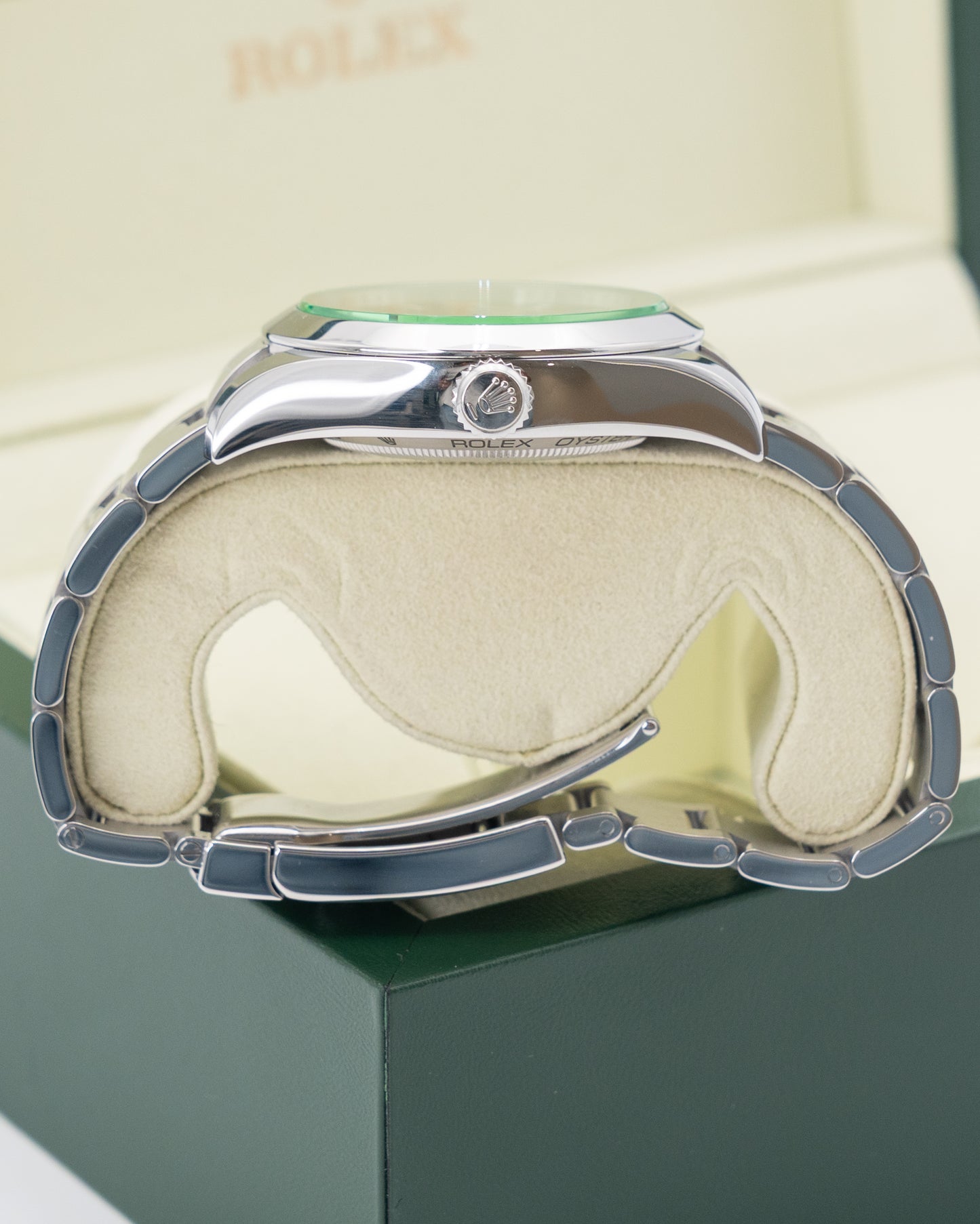 Rolex Milgauss 40mm 116400V Black Dial Green Crystal 2011