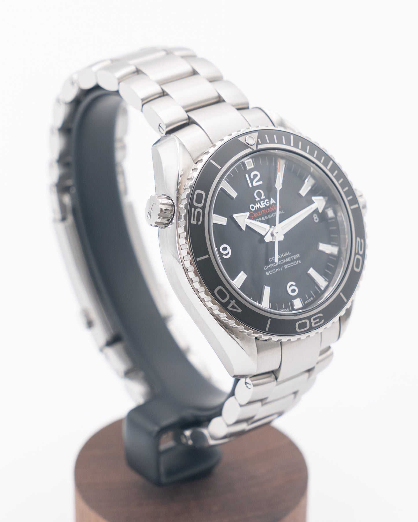 Omega Seamaster Planet Ocean 600M 232.30.42.21.01.001 Co-Axial 42 Stainless Steel