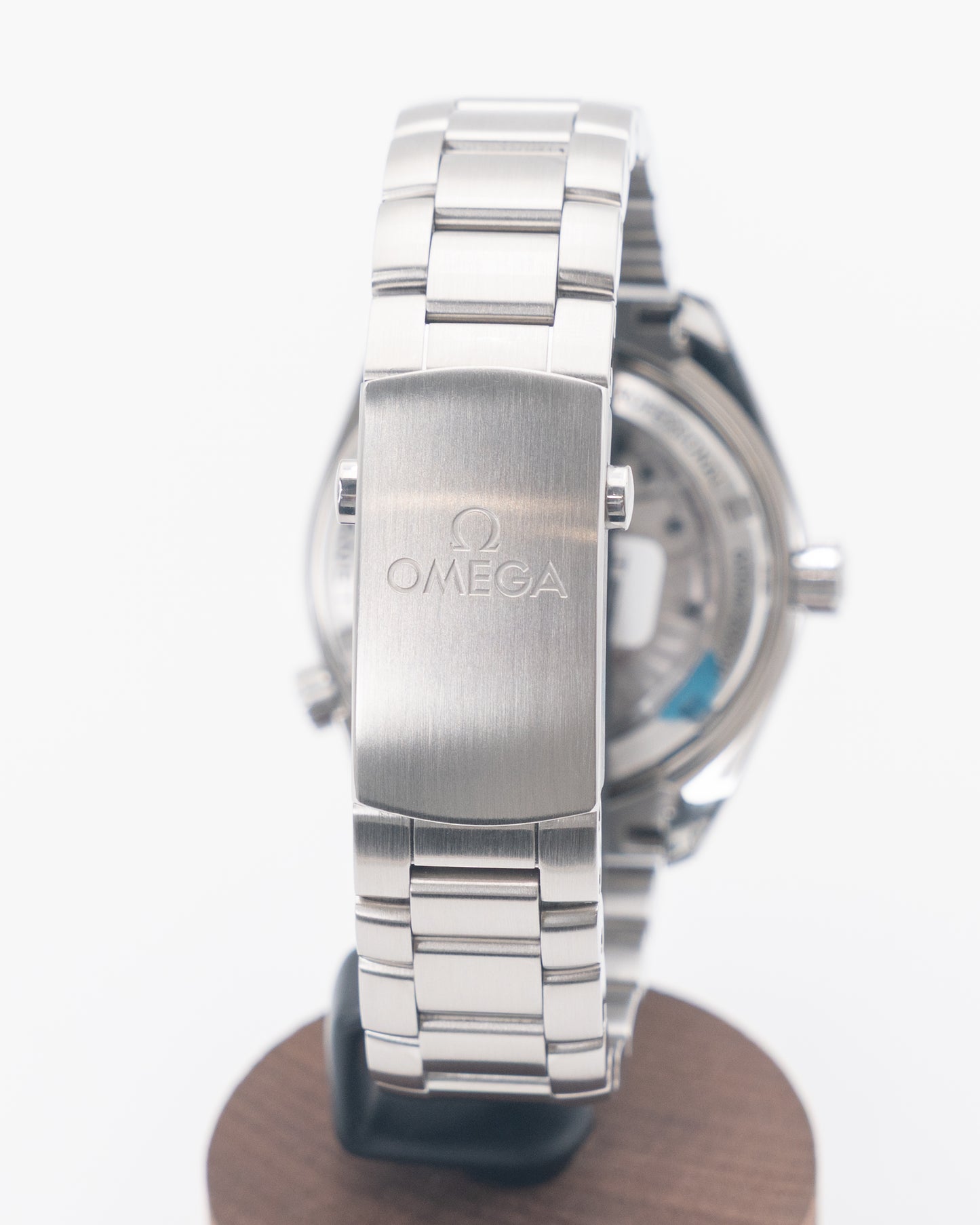 Omega Seamaster Planet Ocean 600M 232.30.42.21.01.001 Co-Axial 42 Stainless Steel
