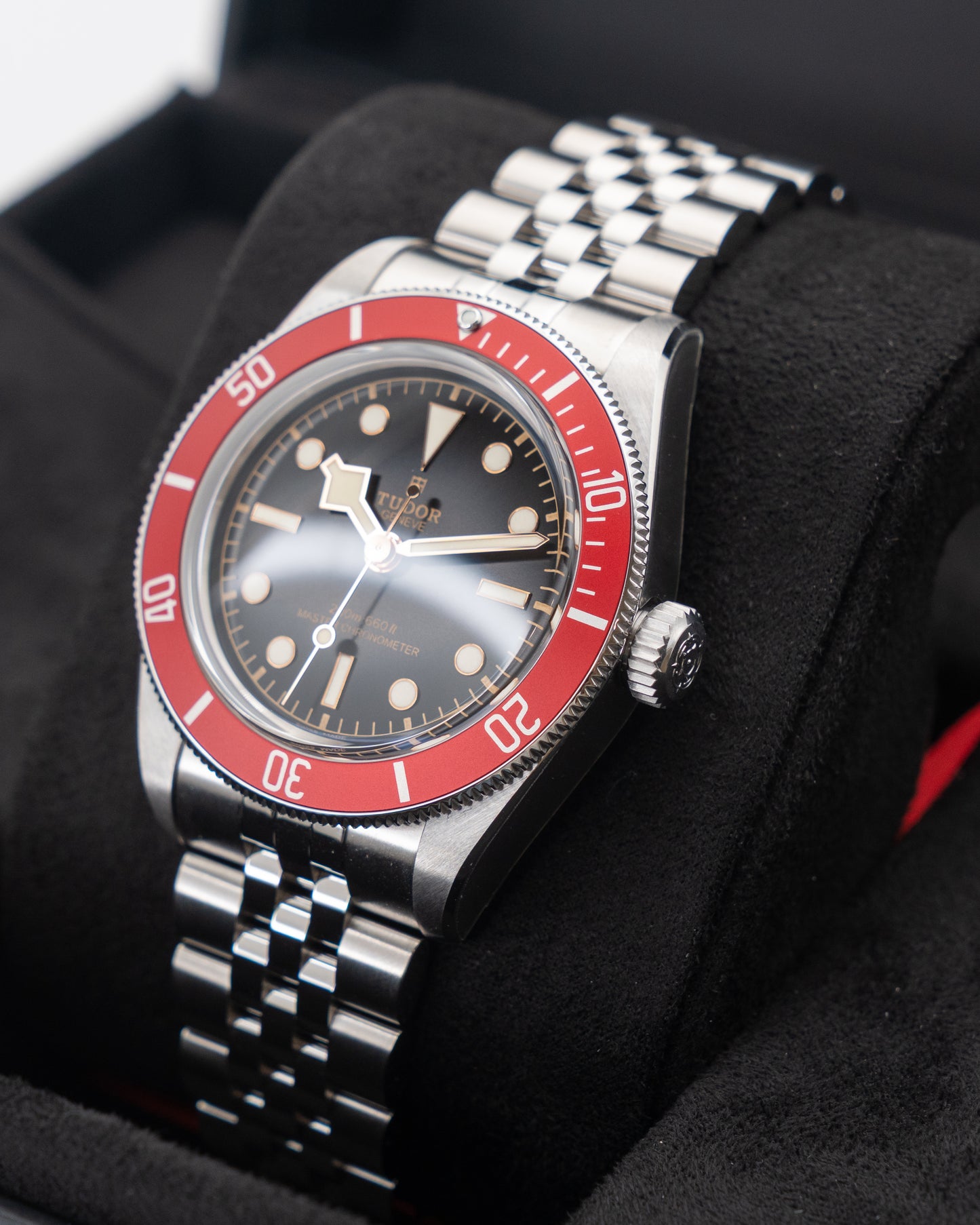UNWORN WITH STICKERS Tudor Black Bay 41mm 7941A1A0RU Red Jubilee 2025
