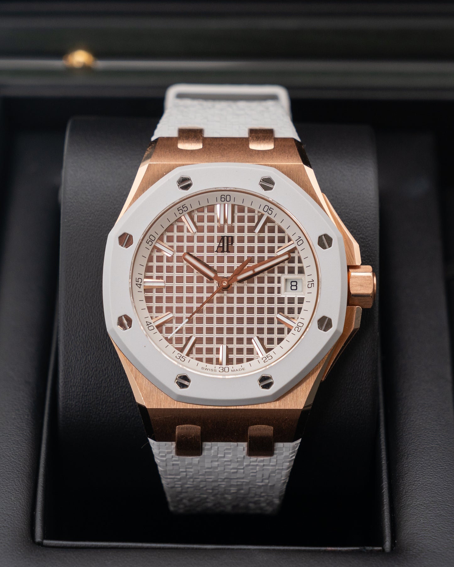 UNWORN Audemars Piguet Royal Oak Offshore 37mm 77605OK Rose Gold Silver Dial