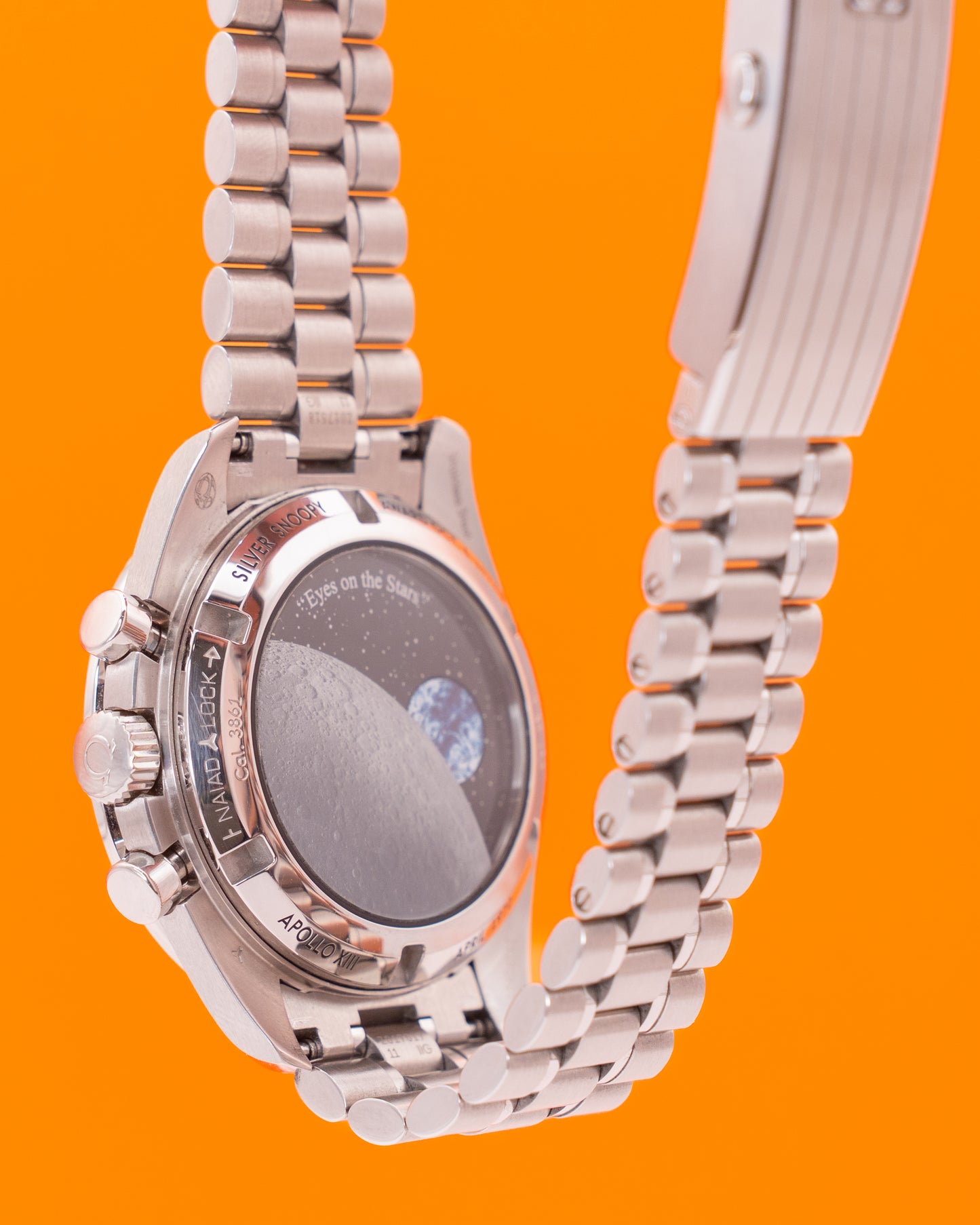 Omega Speedmaster 42mm 310.32.42.50.02.001 Silver Snoopy Award 2024 On Bracelet With 2 Straps