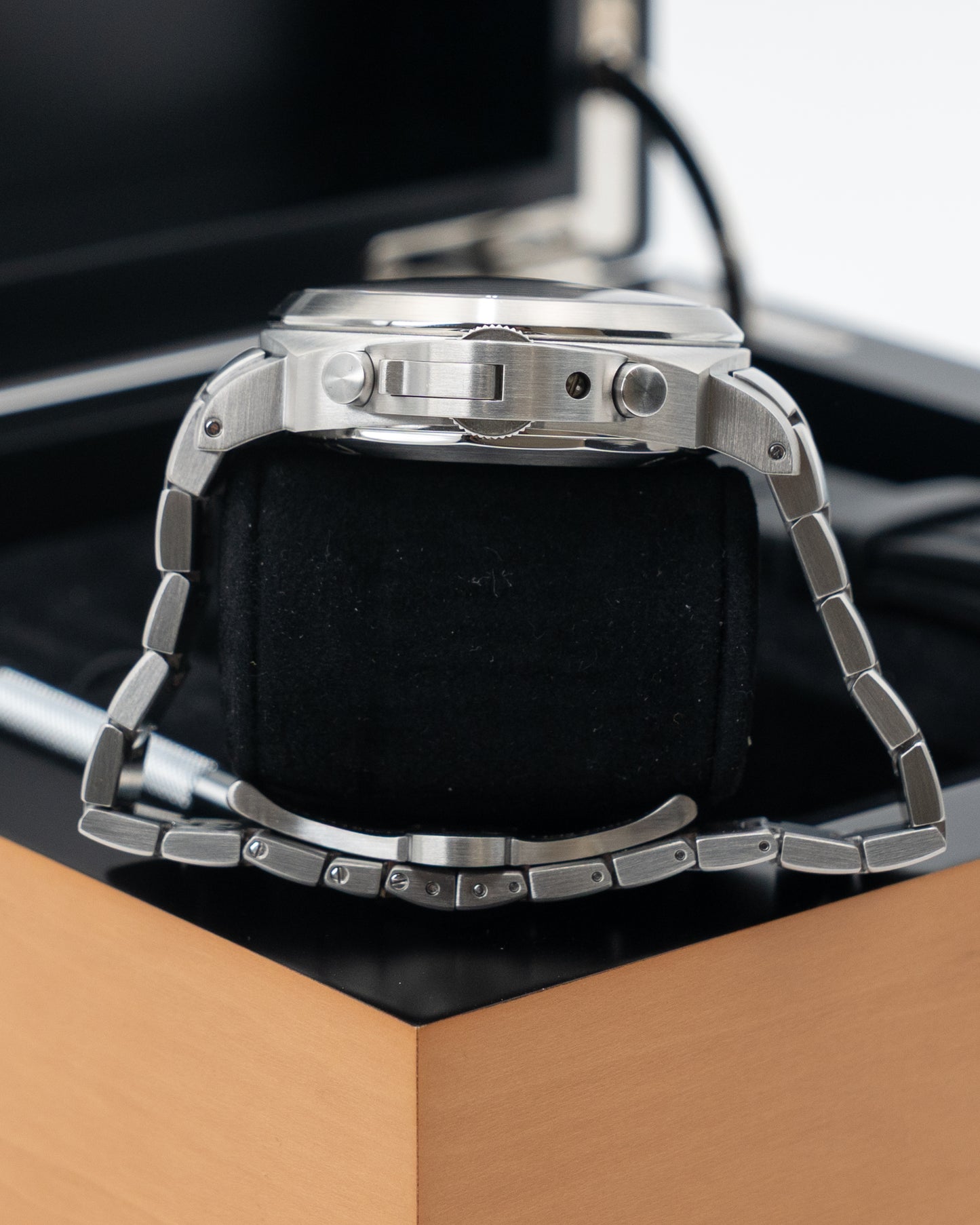 Panerai Luminor Chrono Daylight Patina 44mm PAM00356 Black on Bracelet 2011