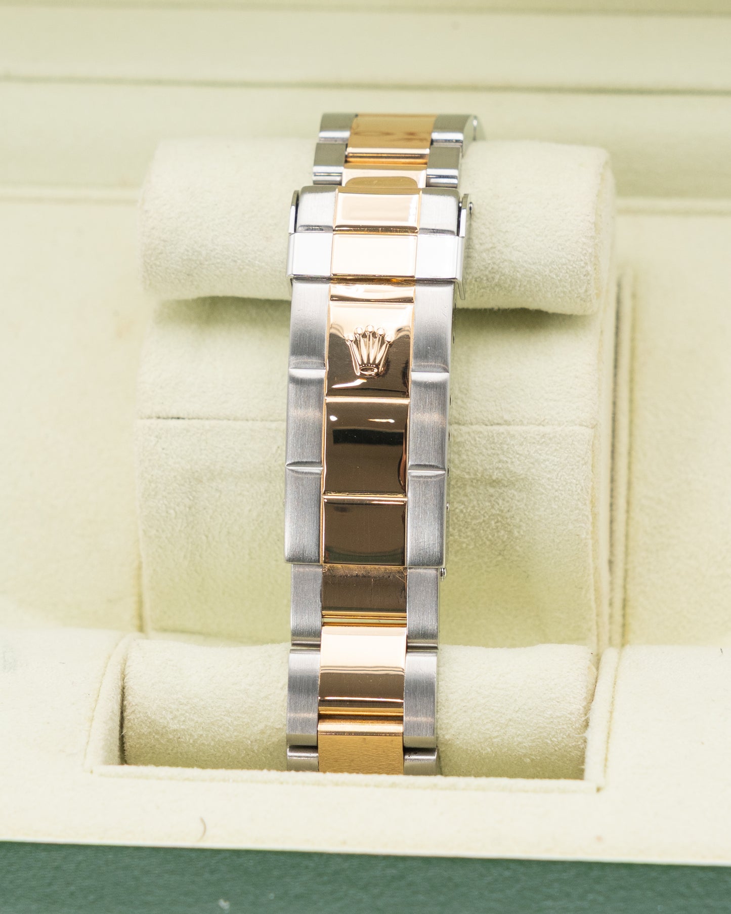 Rolex Submariner Date 40mm 16613LB Yellow Gold Bluesy