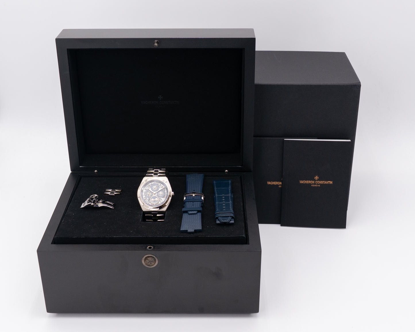 Vacheron Constantin Overseas 41.5mm 4300V/220G-B946 Ultra Thin Perpetual Calendar Skeleton 2022