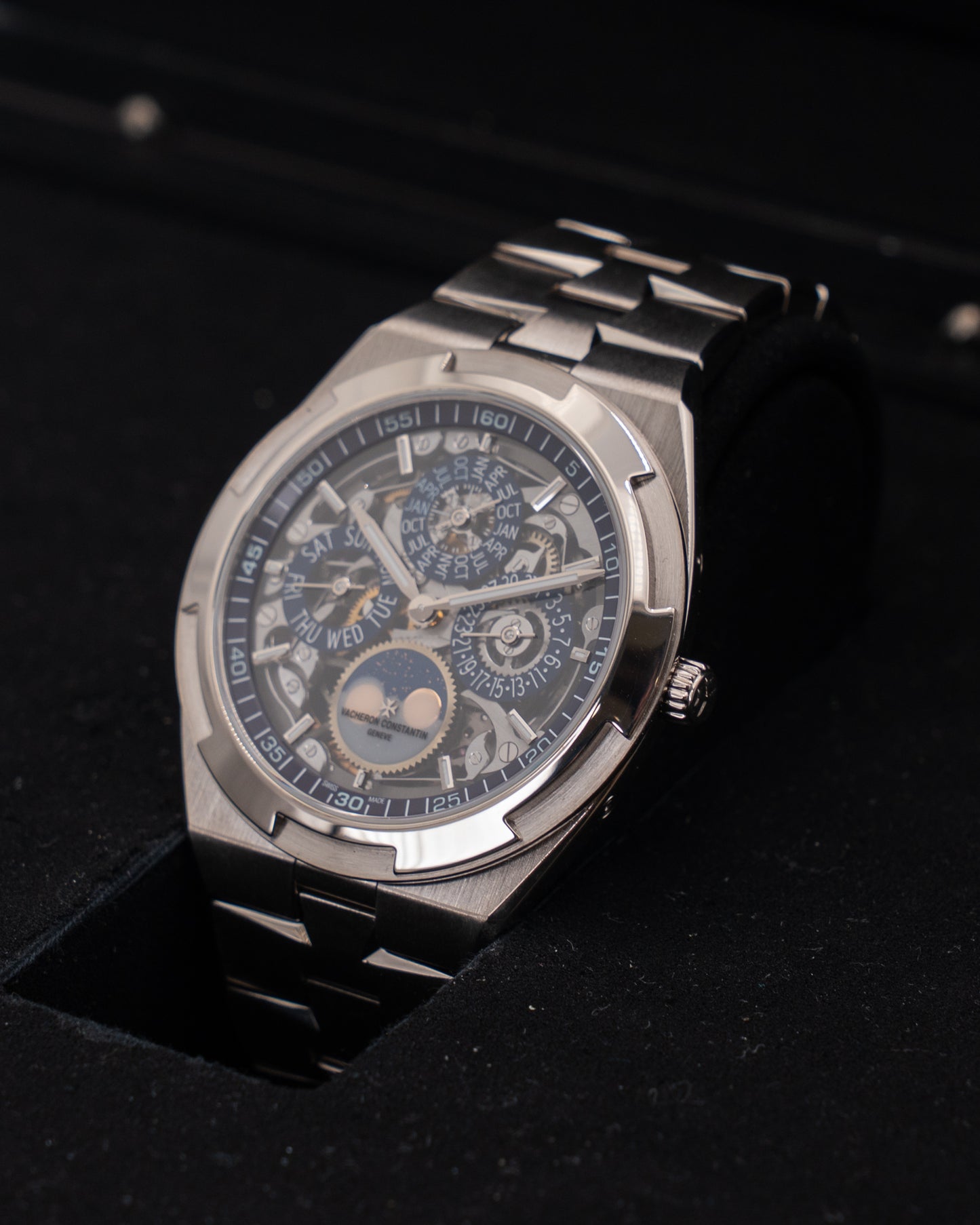 Vacheron Constantin Overseas 41.5mm 4300V/220G-B946 Ultra Thin Perpetual Calendar Skeleton 2022