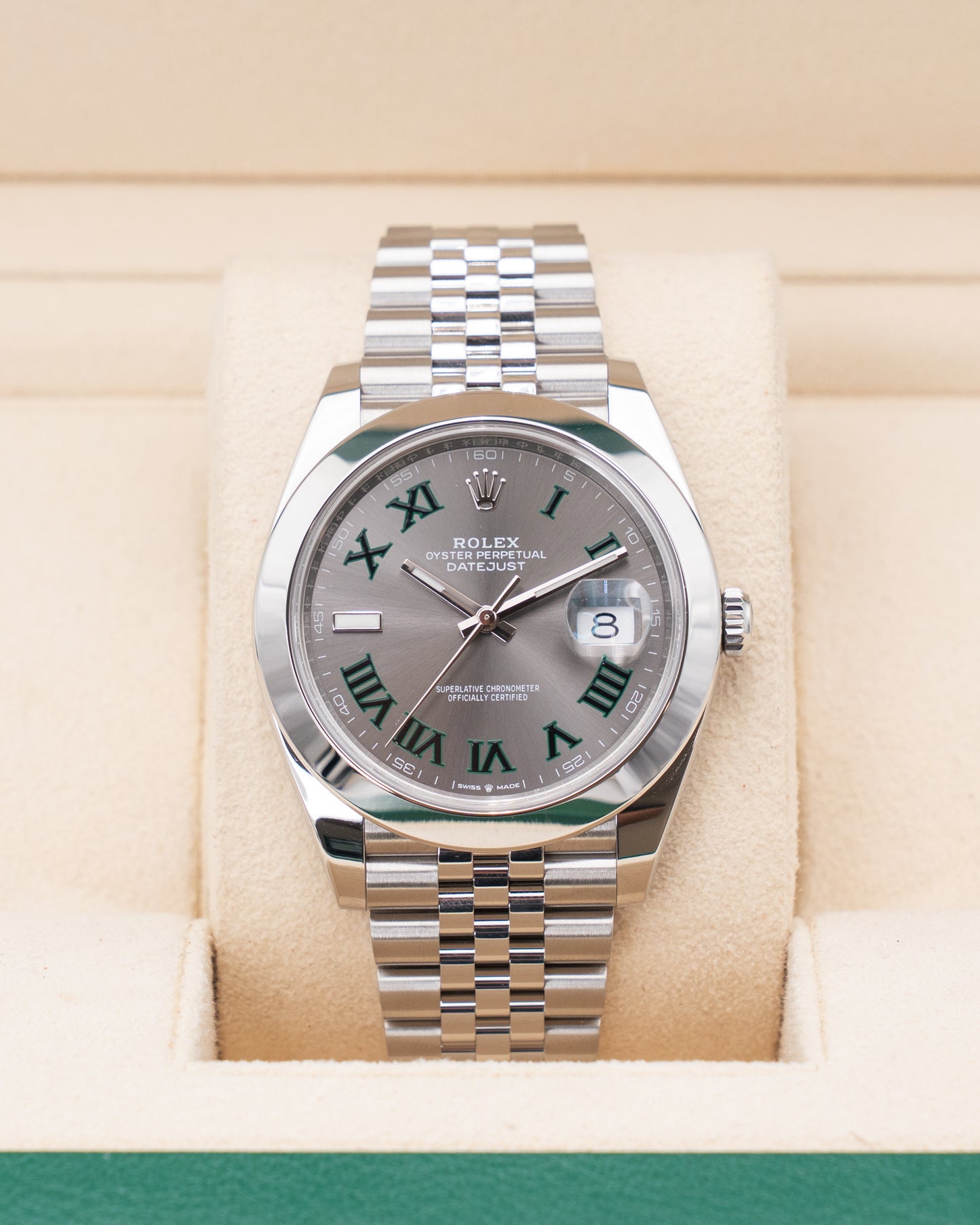 Rolex Datejust 41mm 126300 Wimbledon Dial Smooth Bezel Jubilee