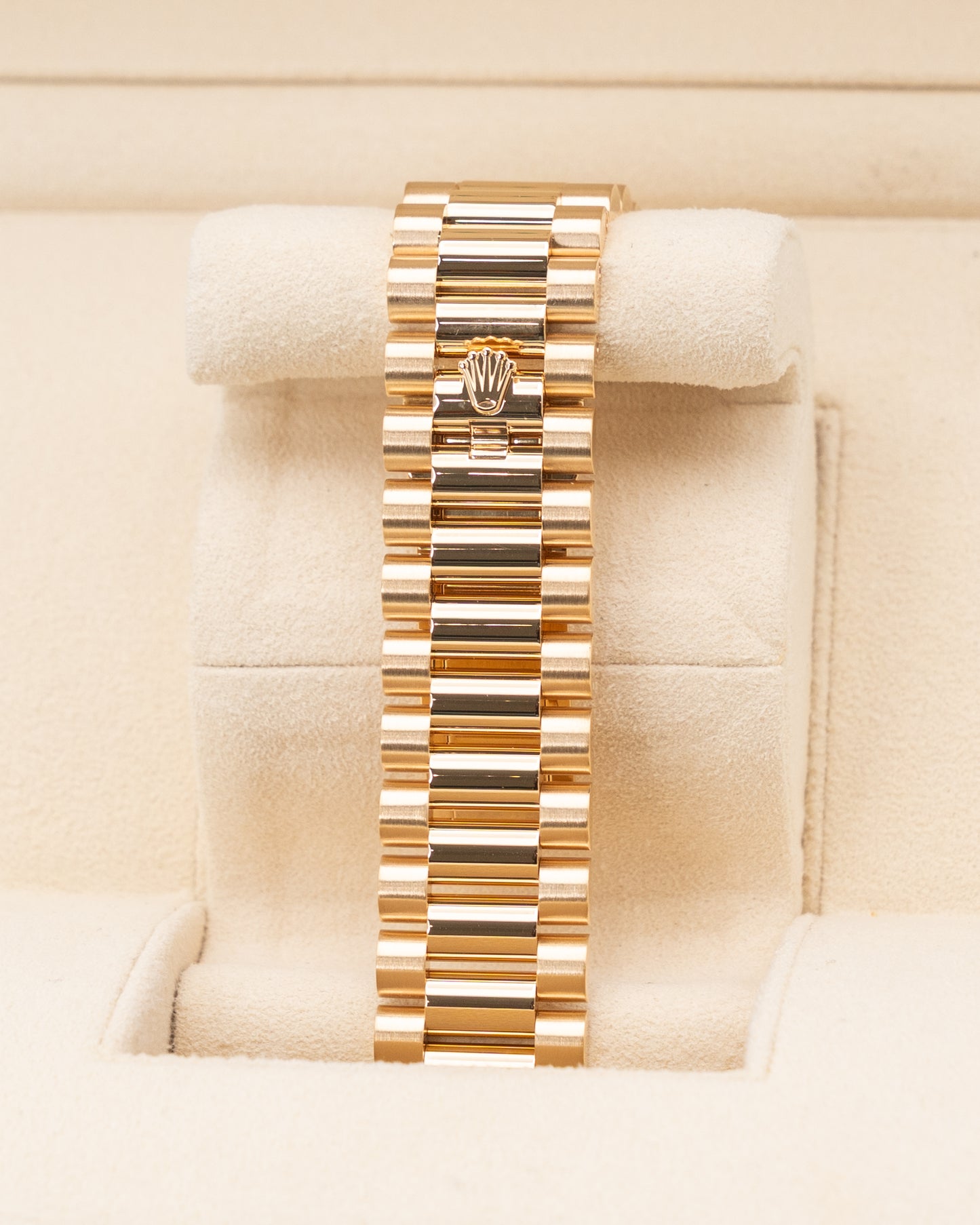 Rolex DayDate 40mm 228238 Yellow Gold Silver Roman Numeral Dial 2022