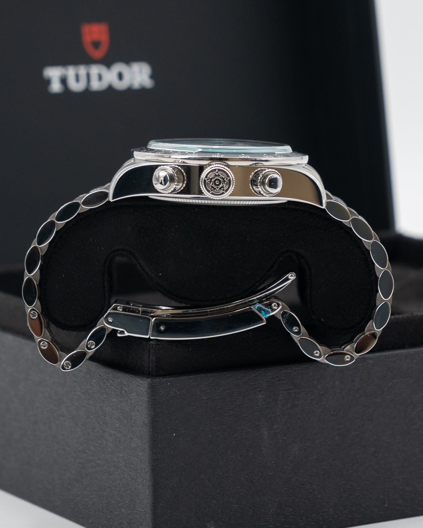 Unpolished - Tudor Black Bay Chronograph 41mm 79360N Flamingo Blue 2025