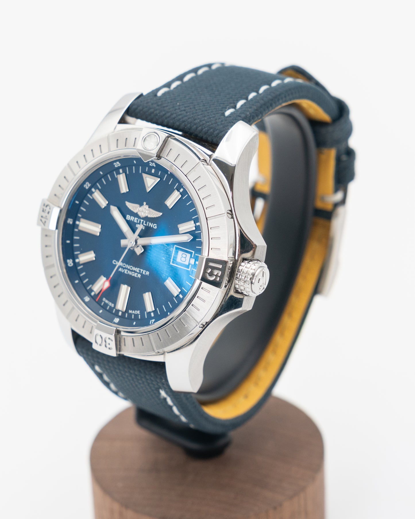 Breitling Avenger Automatic 43mm A17318 Blue Dial on Strap