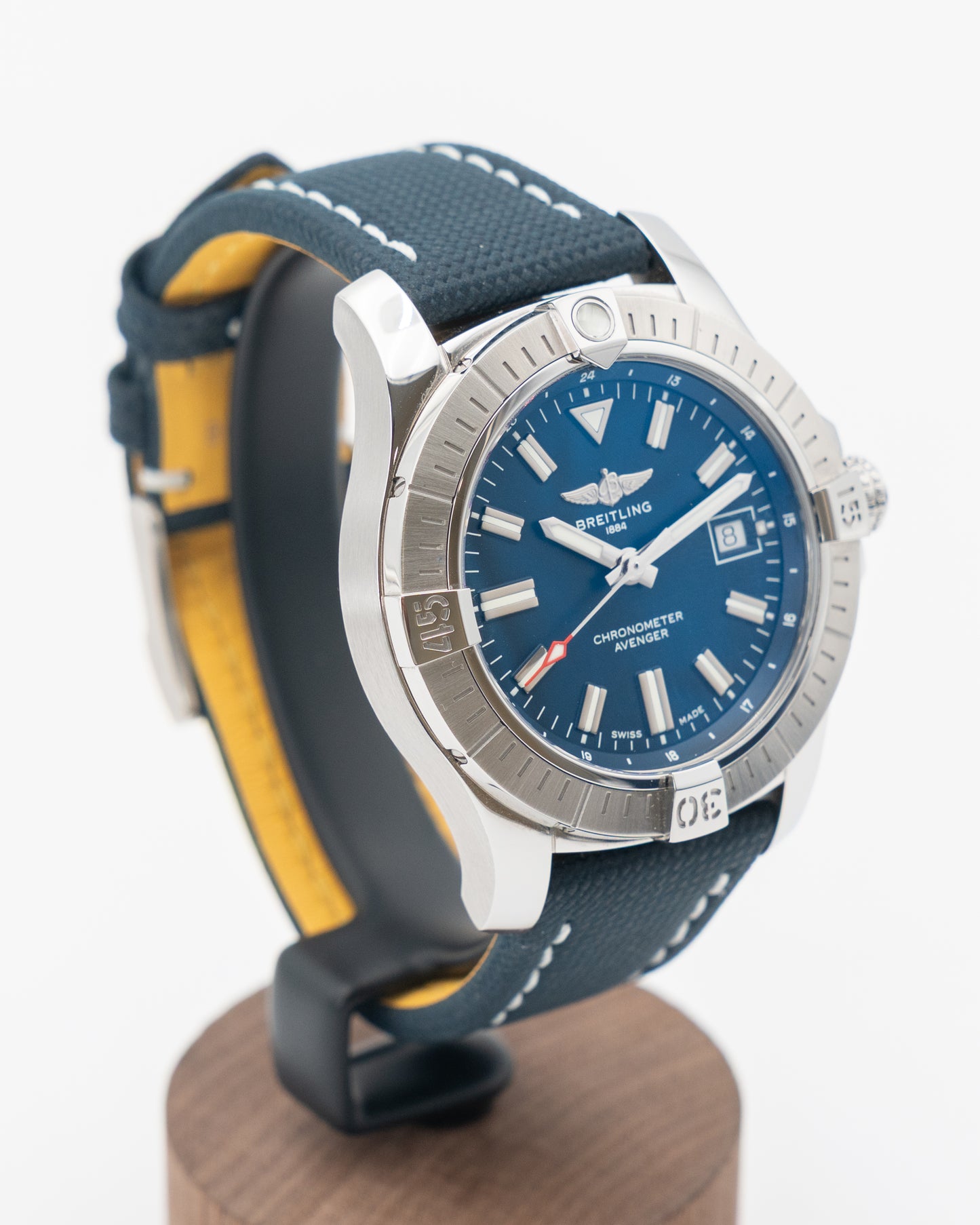 Breitling Avenger Automatic 43mm A17318 Blue Dial on Strap