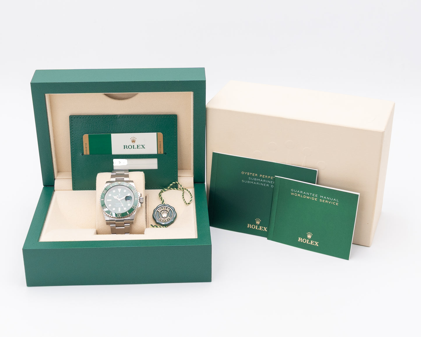Rolex Submariner Date 40mm 116610LV Hulk Green Dial 2015