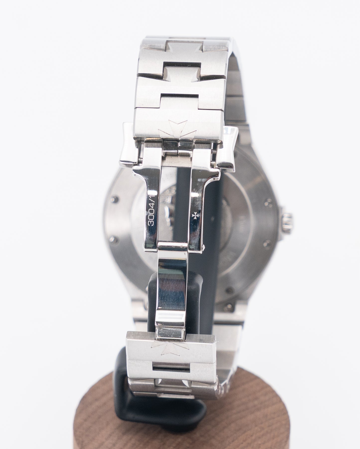 Vacheron Constantin Overseas 42mm 47040/B01A-9093 Gen 2 White Dial