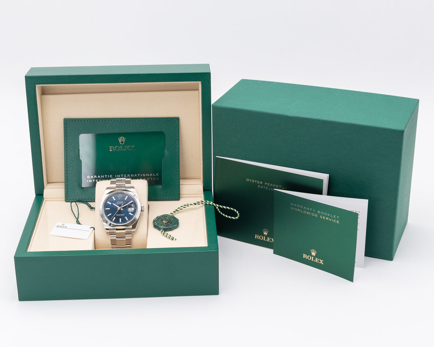 UNWORN 2025 Rolex Datejust 41mm 126300 Blue Stick Dial Smooth Oyster 2025