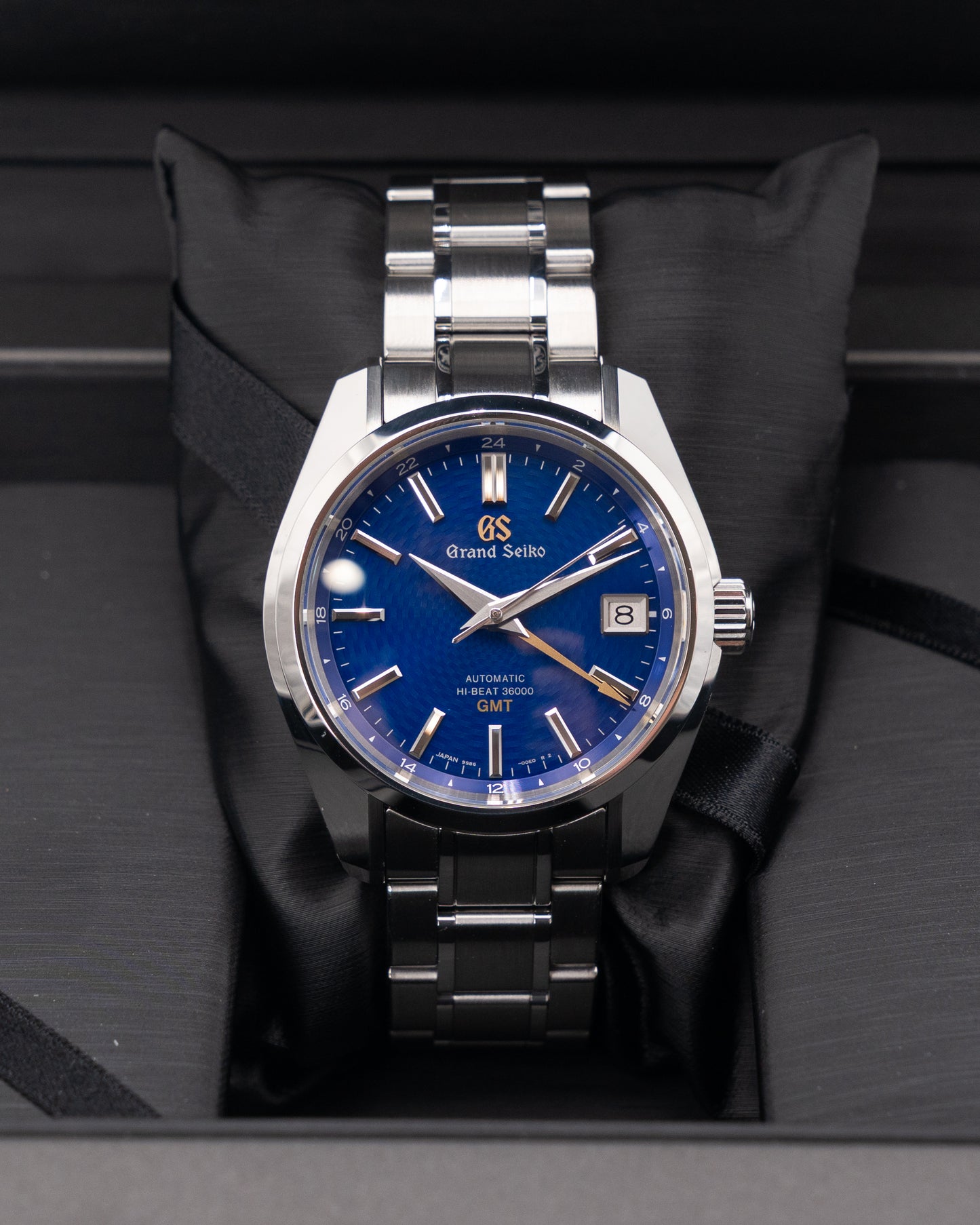 Grand Seiko Heritage Collection 40mm SBGJ261 Peacock GMT 2022