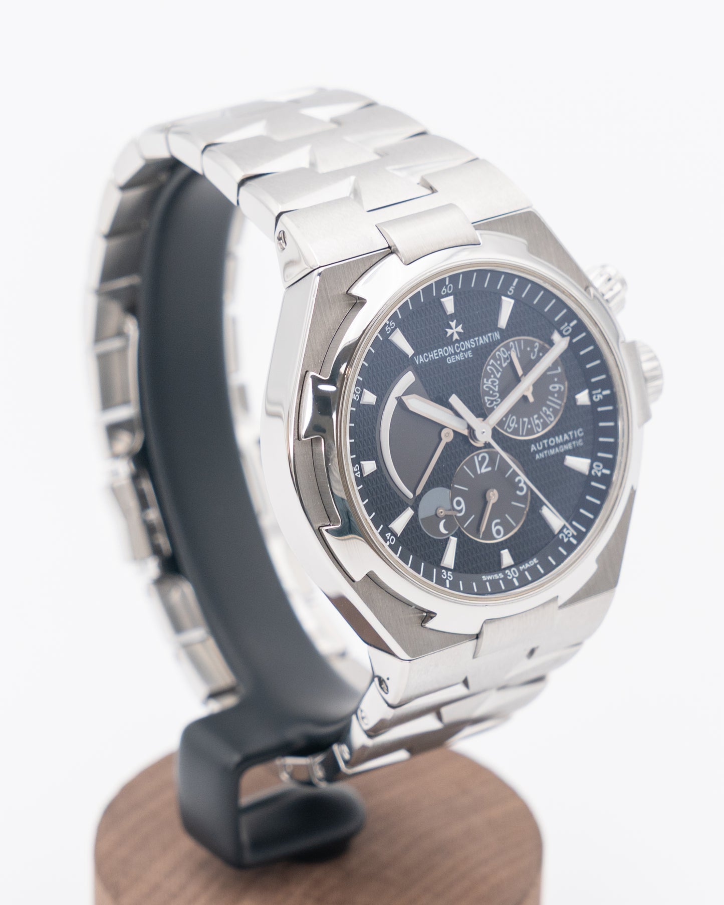 Vacheron Constantin Overseas Dualtime 42mm 47450/B01A Black Dial 2015