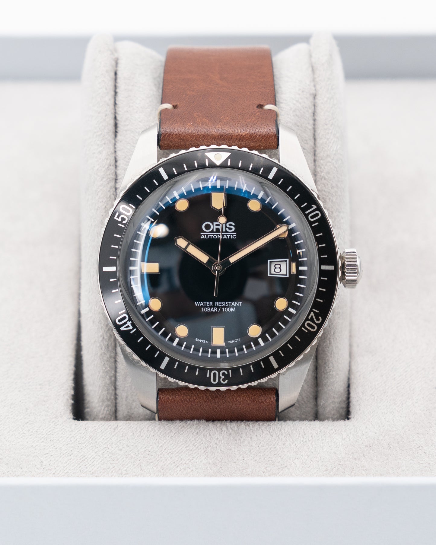 Oris Divers Sixty Five 42mm 733 7720 4054-LS Black Date Leather