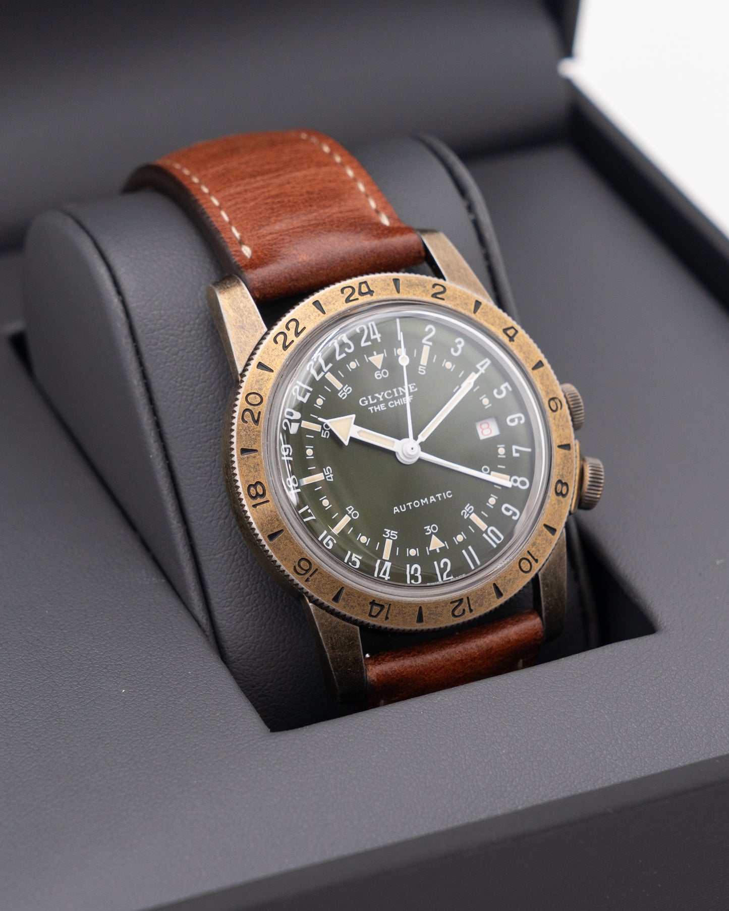 Glycine Airman Vintage The Chief GMT 40mm GL0307 Bronze Green Dial 2023