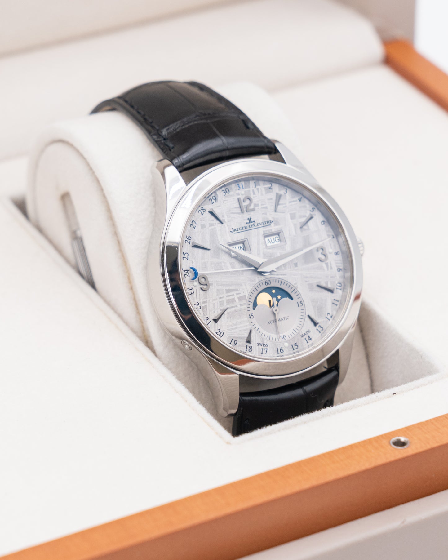 Jaeger LeCoultre 39mm Master Calendar Q1558421 Meteorite Dial