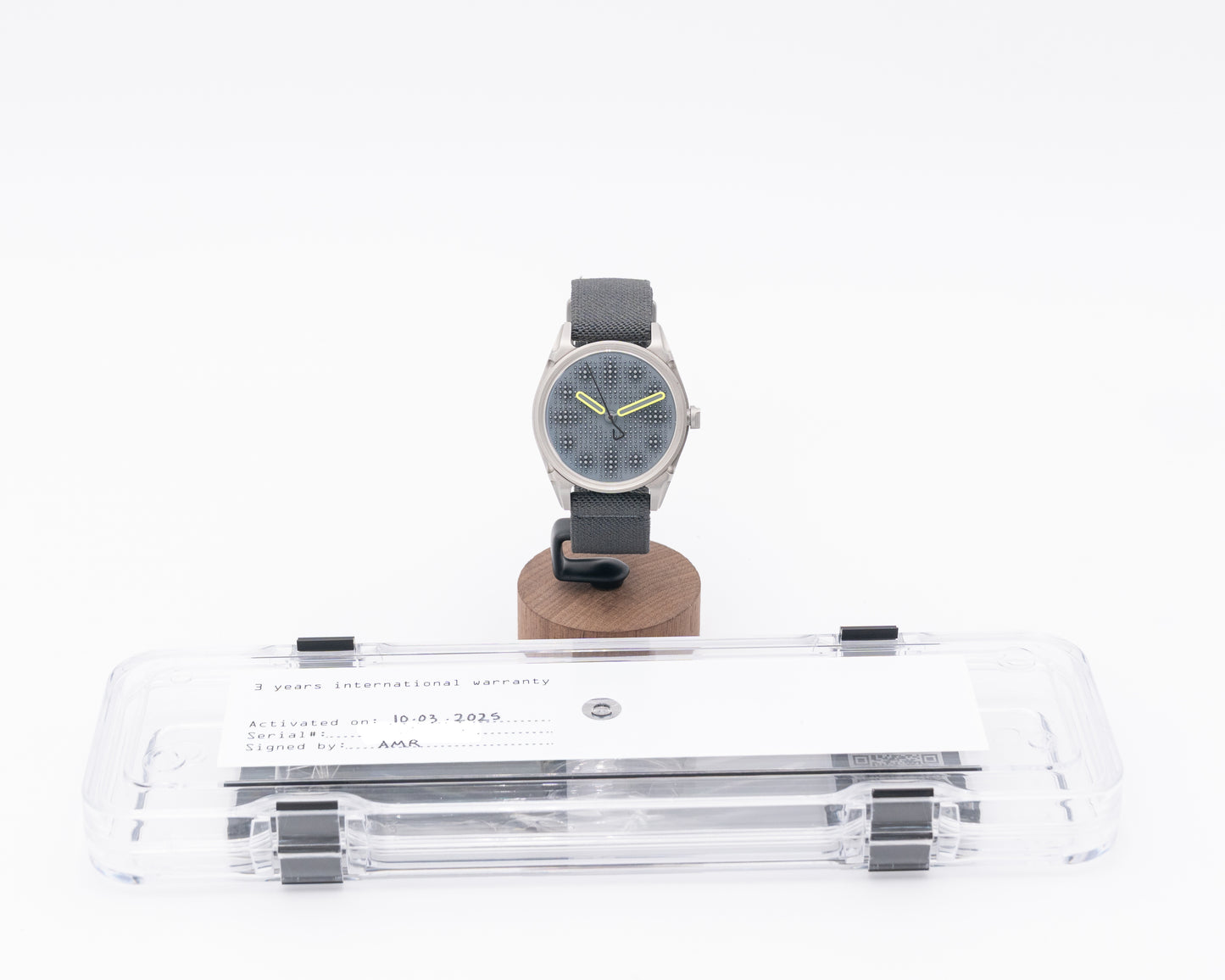 Kollokium Projekt 01 40mm Variant E2 Grey Dial Green Hands 2025