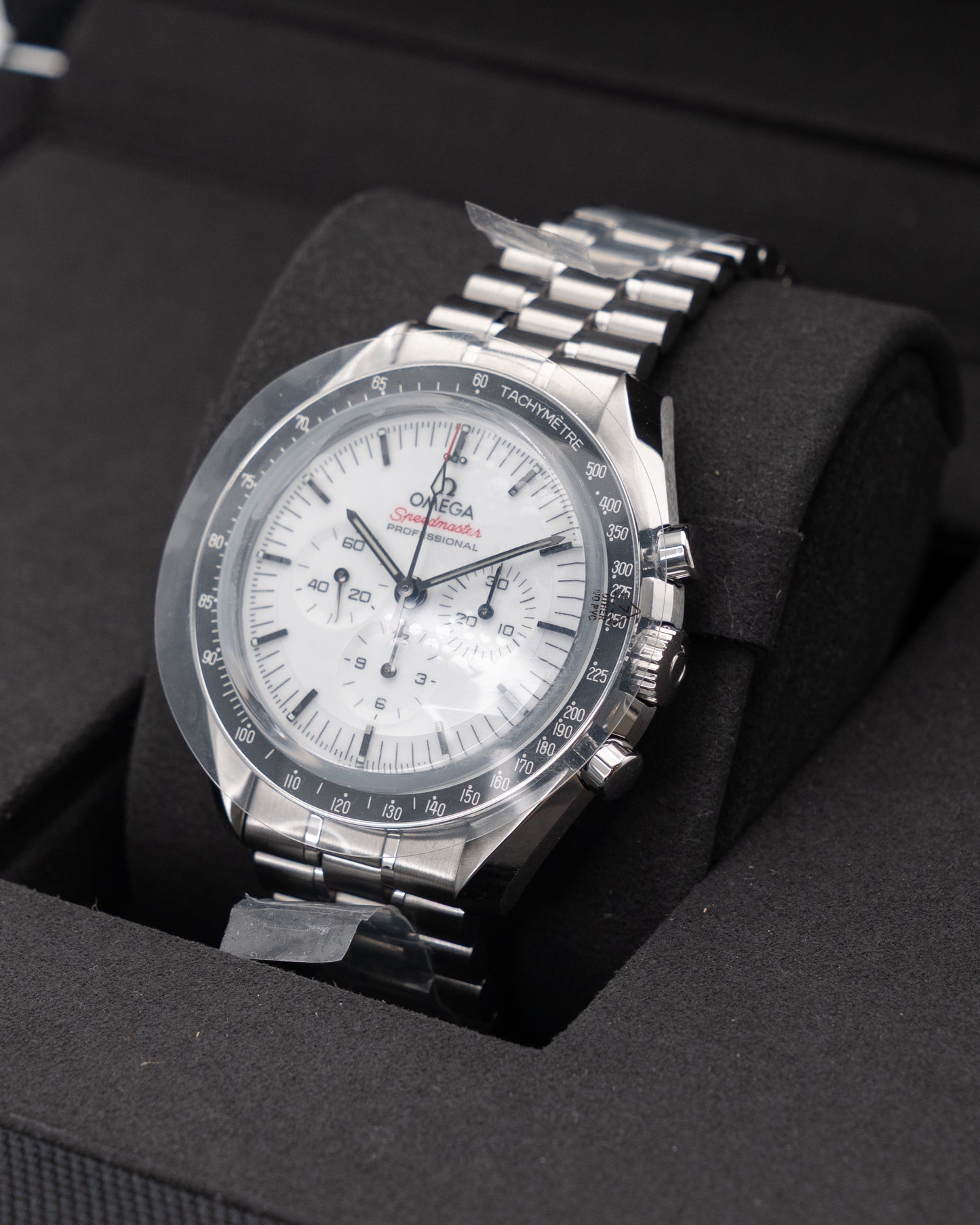 UNWORN NEW FULL STICKERS Omega Speedmaster Professional Moonwatch 42mm 310.30.42.50.04.001 White Dial 2025