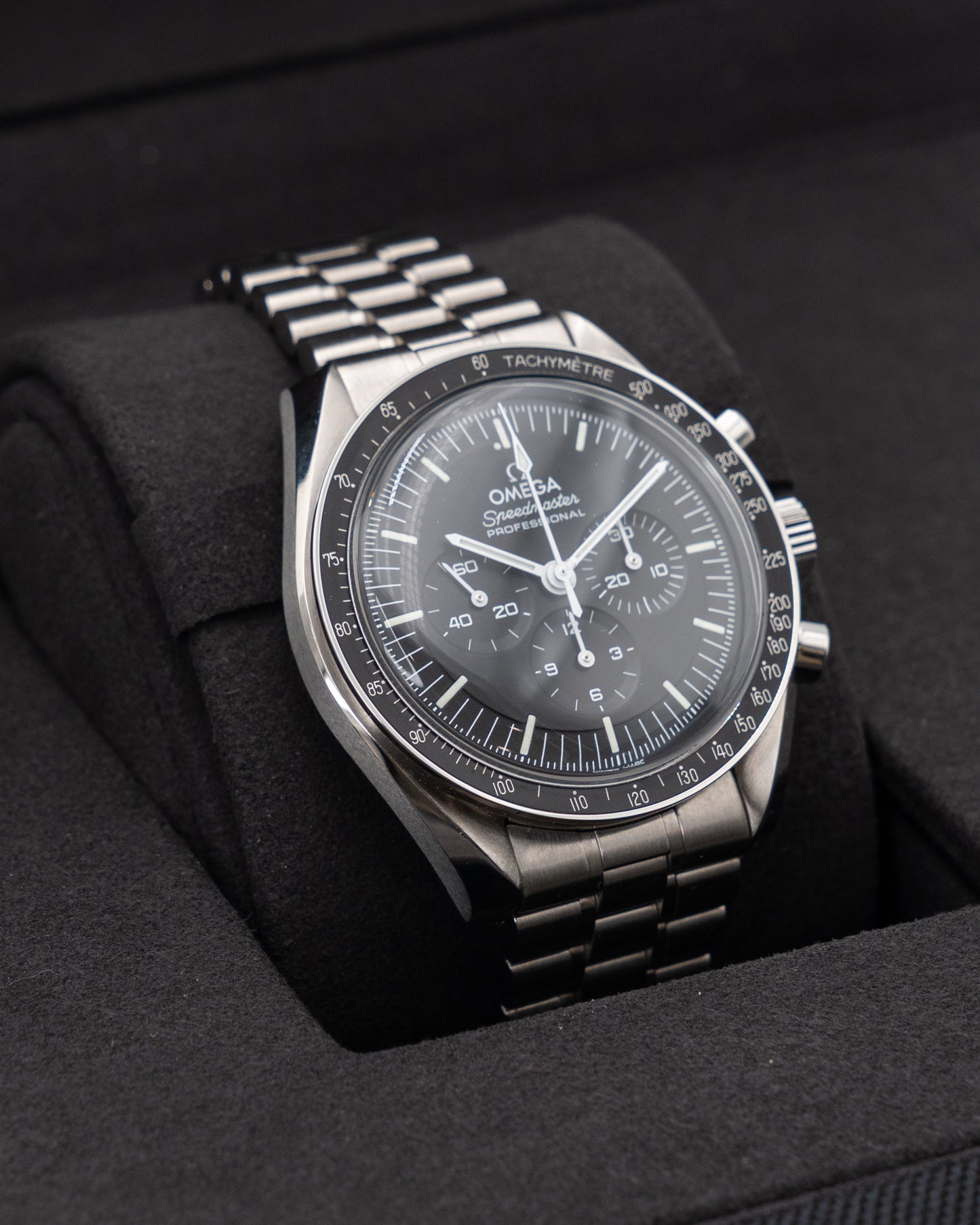 Omega Speedmaster Professional Moonwatch Hesalite 42mm 31030425001001 2025