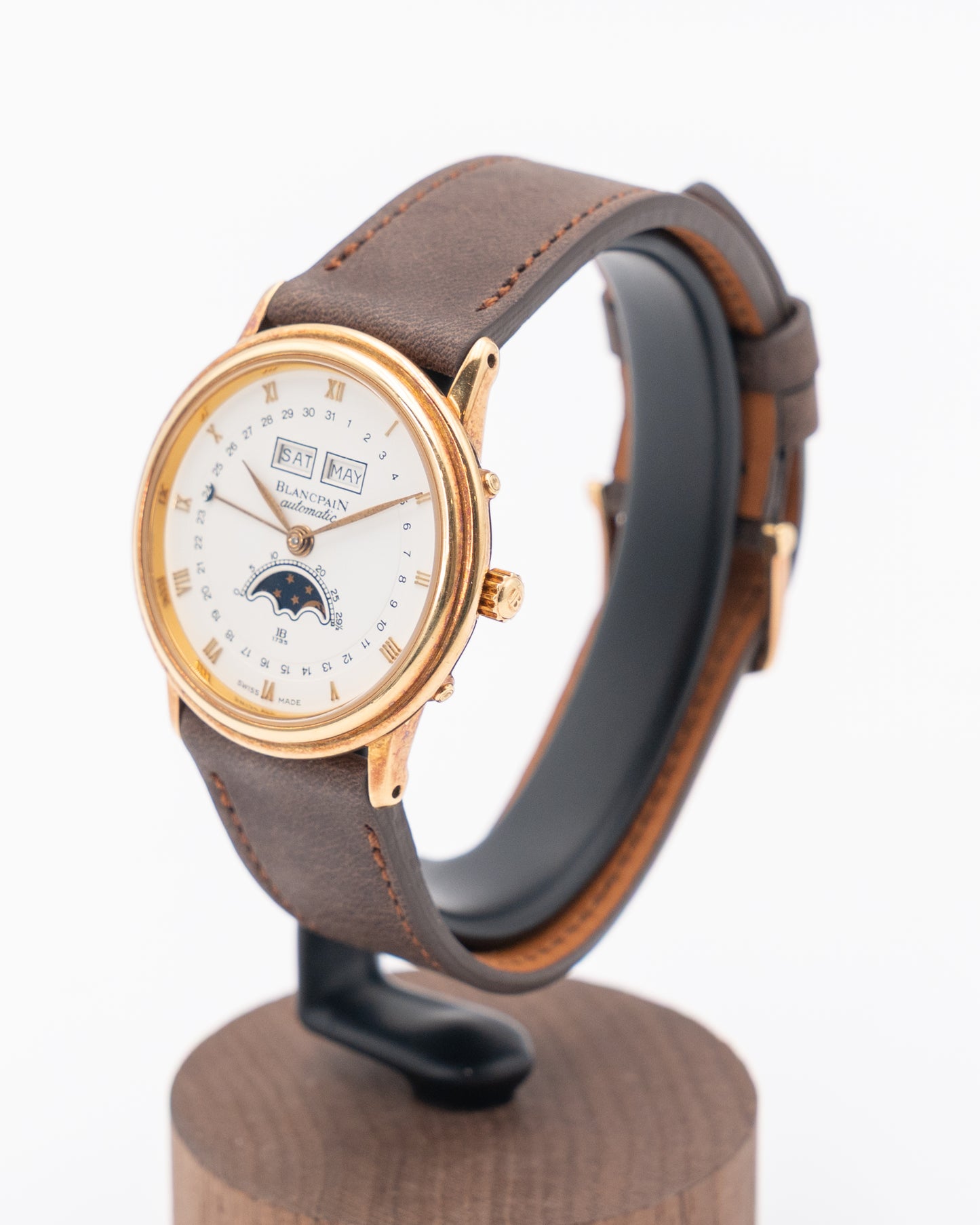 Blancpain Villeret 34mm 6553-1418-A55 Triple Calendar Moonphase Yellow Gold White Dial