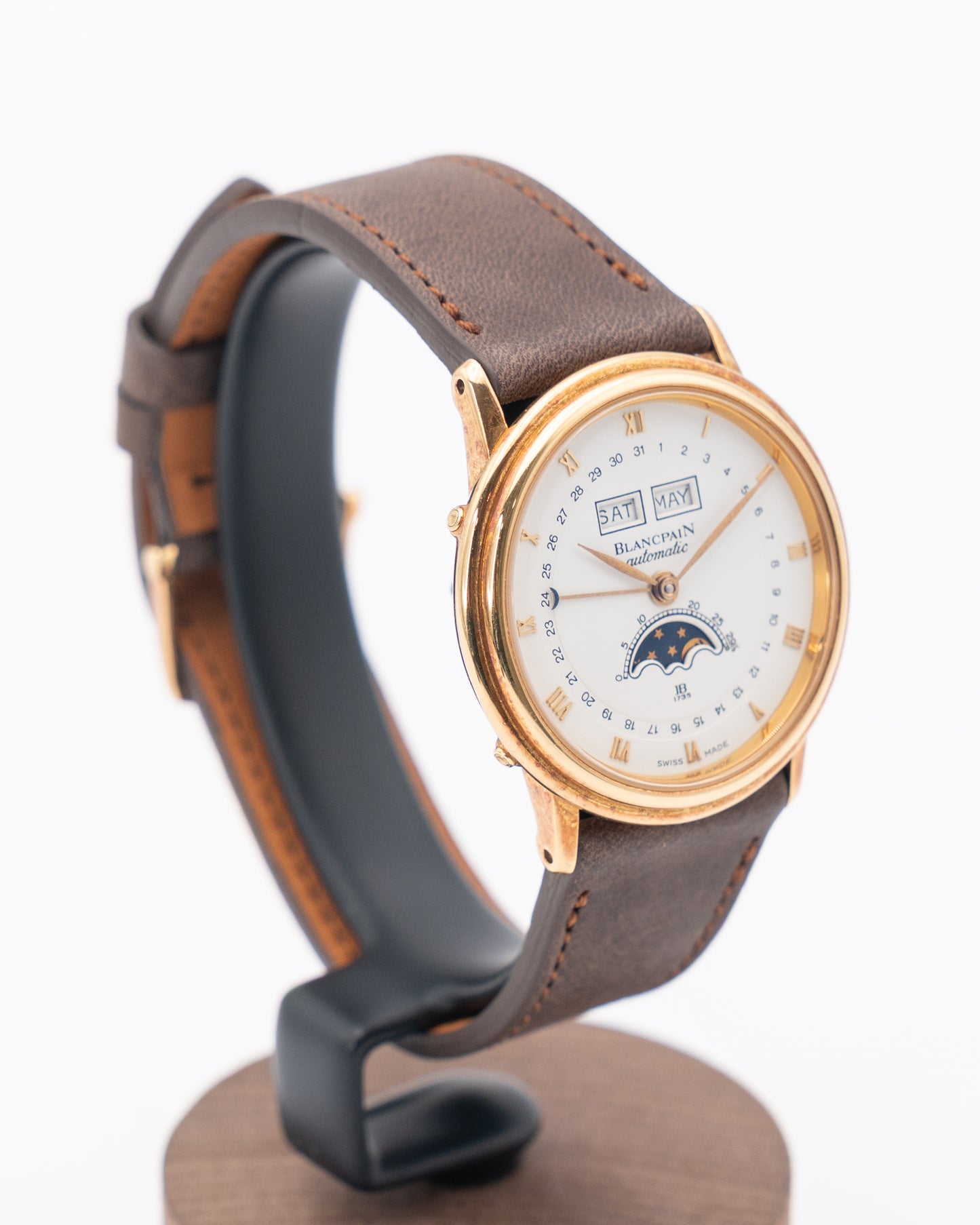 Blancpain Villeret 34mm 6553-1418-A55 Triple Calendar Moonphase Yellow Gold White Dial